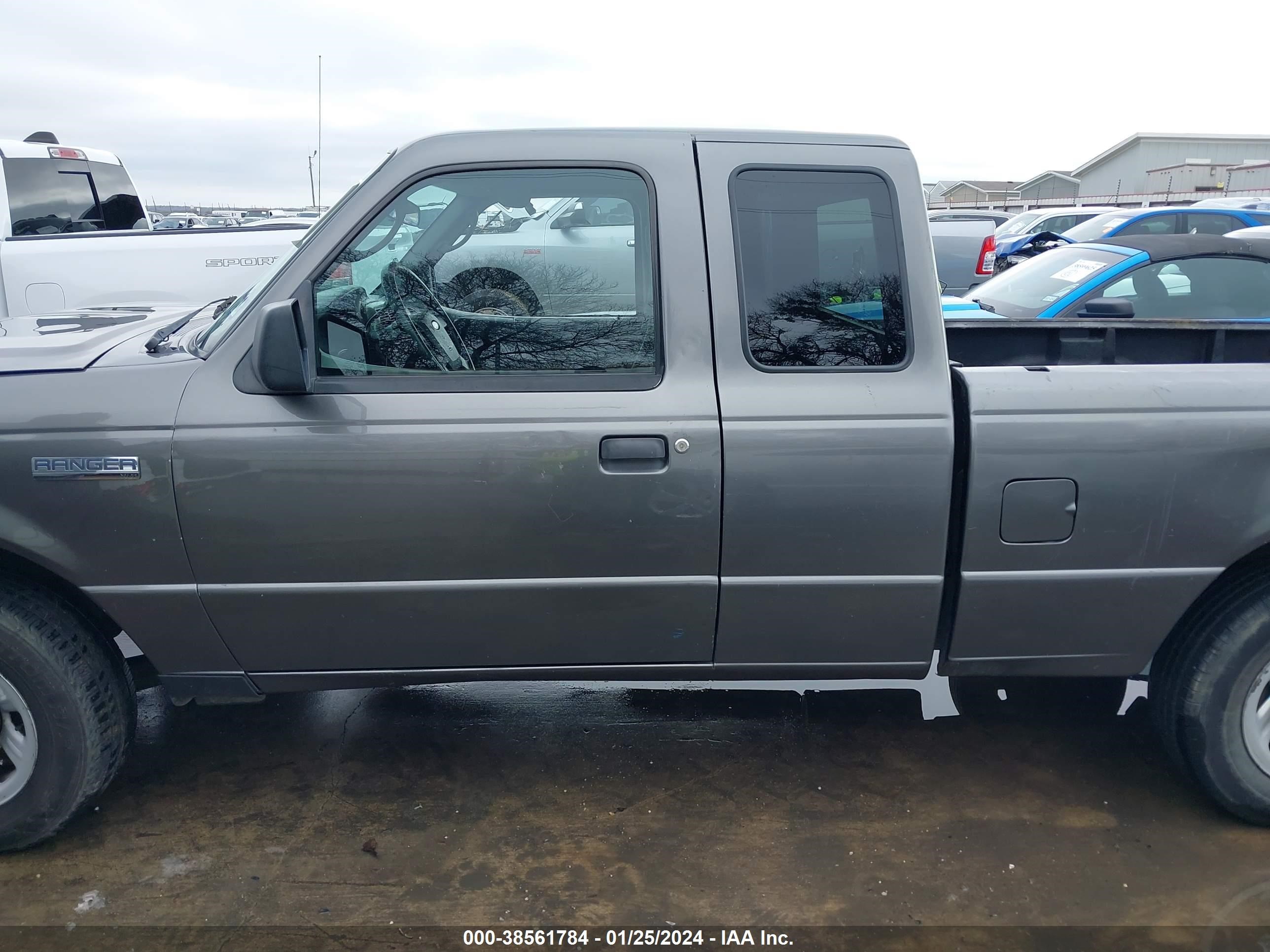 Photo 13 VIN: 1FTYR14D67PA90753 - FORD RANGER 