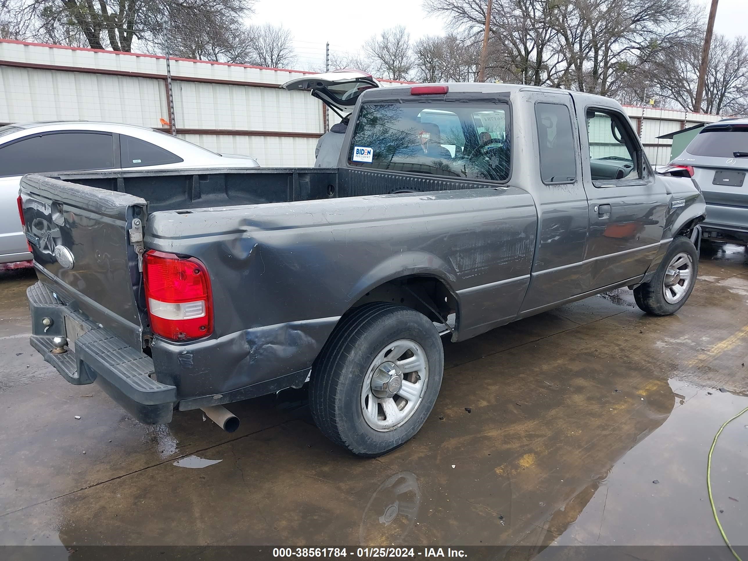 Photo 3 VIN: 1FTYR14D67PA90753 - FORD RANGER 