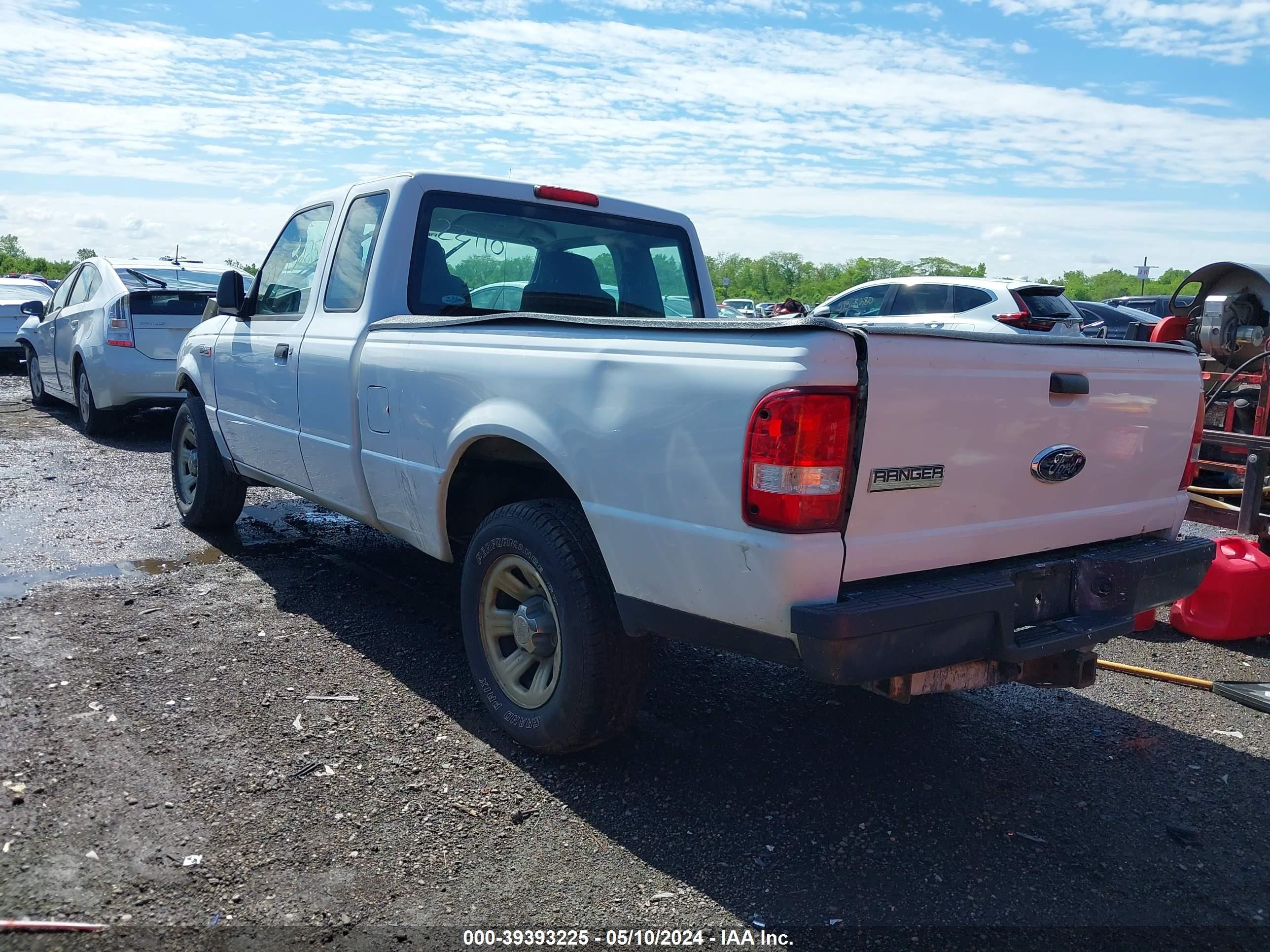 Photo 2 VIN: 1FTYR14D79PA22710 - FORD RANGER 