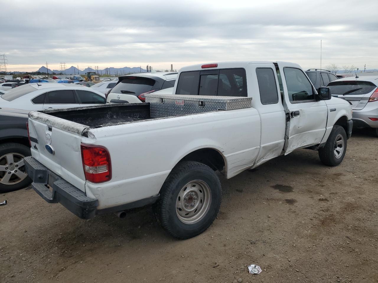 Photo 2 VIN: 1FTYR14D86PA15793 - FORD RANGER 