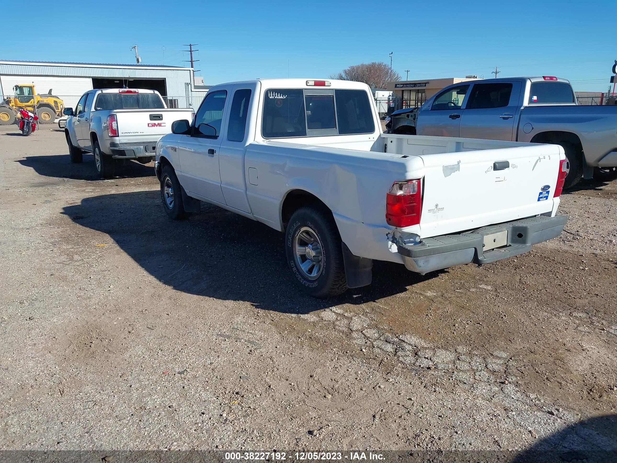 Photo 2 VIN: 1FTYR14E11PA56901 - FORD RANGER 