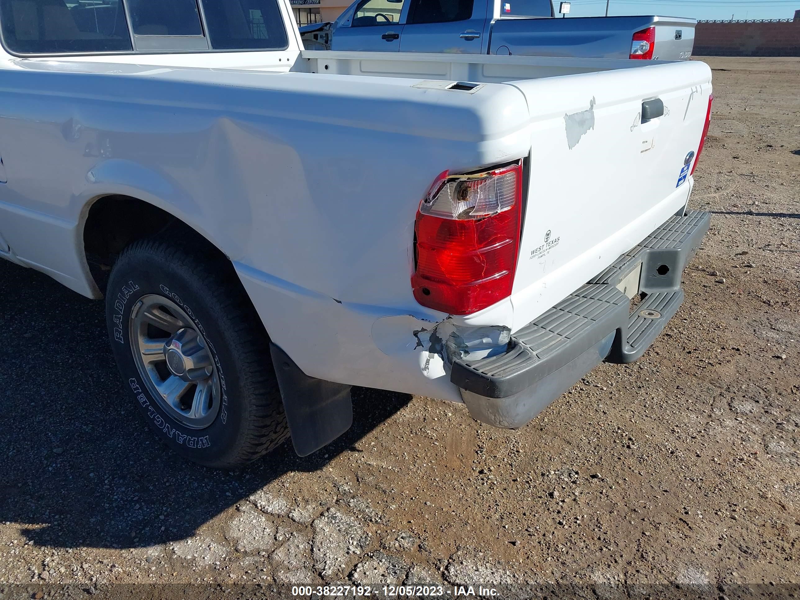 Photo 5 VIN: 1FTYR14E11PA56901 - FORD RANGER 