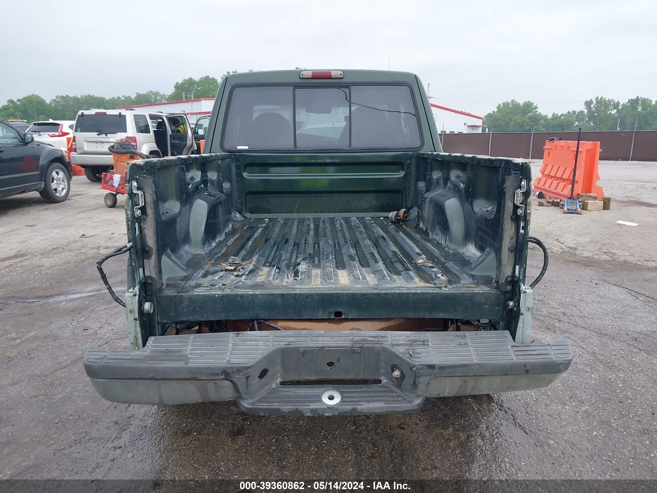 Photo 14 VIN: 1FTYR14E11PB57713 - FORD RANGER 