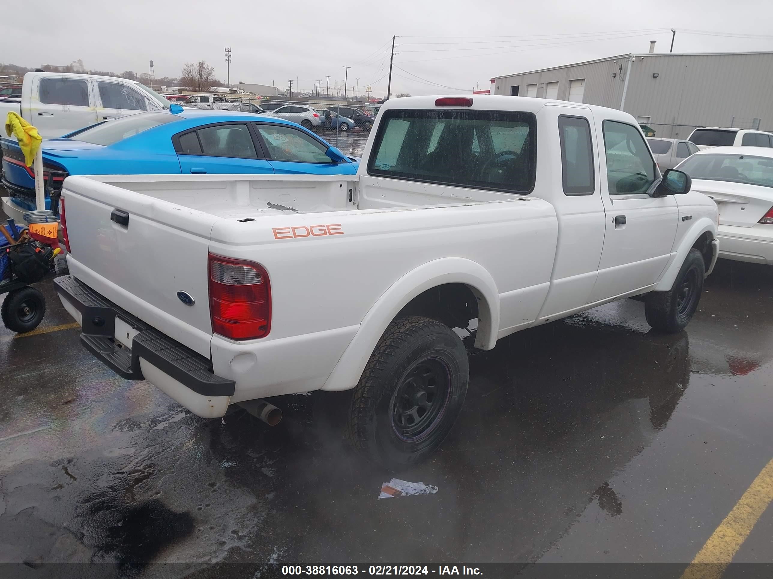 Photo 3 VIN: 1FTYR14E24PB32212 - FORD RANGER 