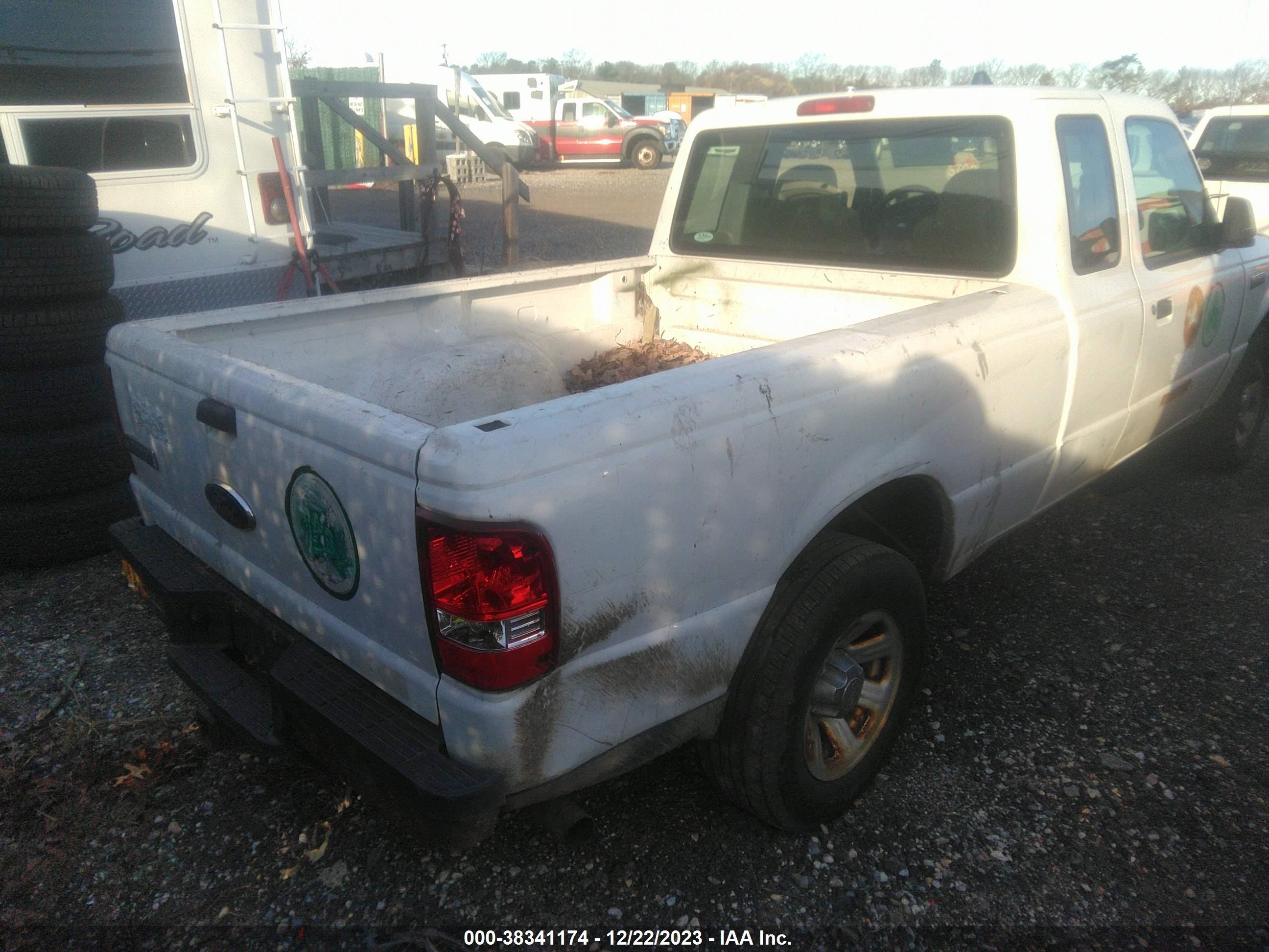 Photo 3 VIN: 1FTYR14E39PA32269 - FORD RANGER 