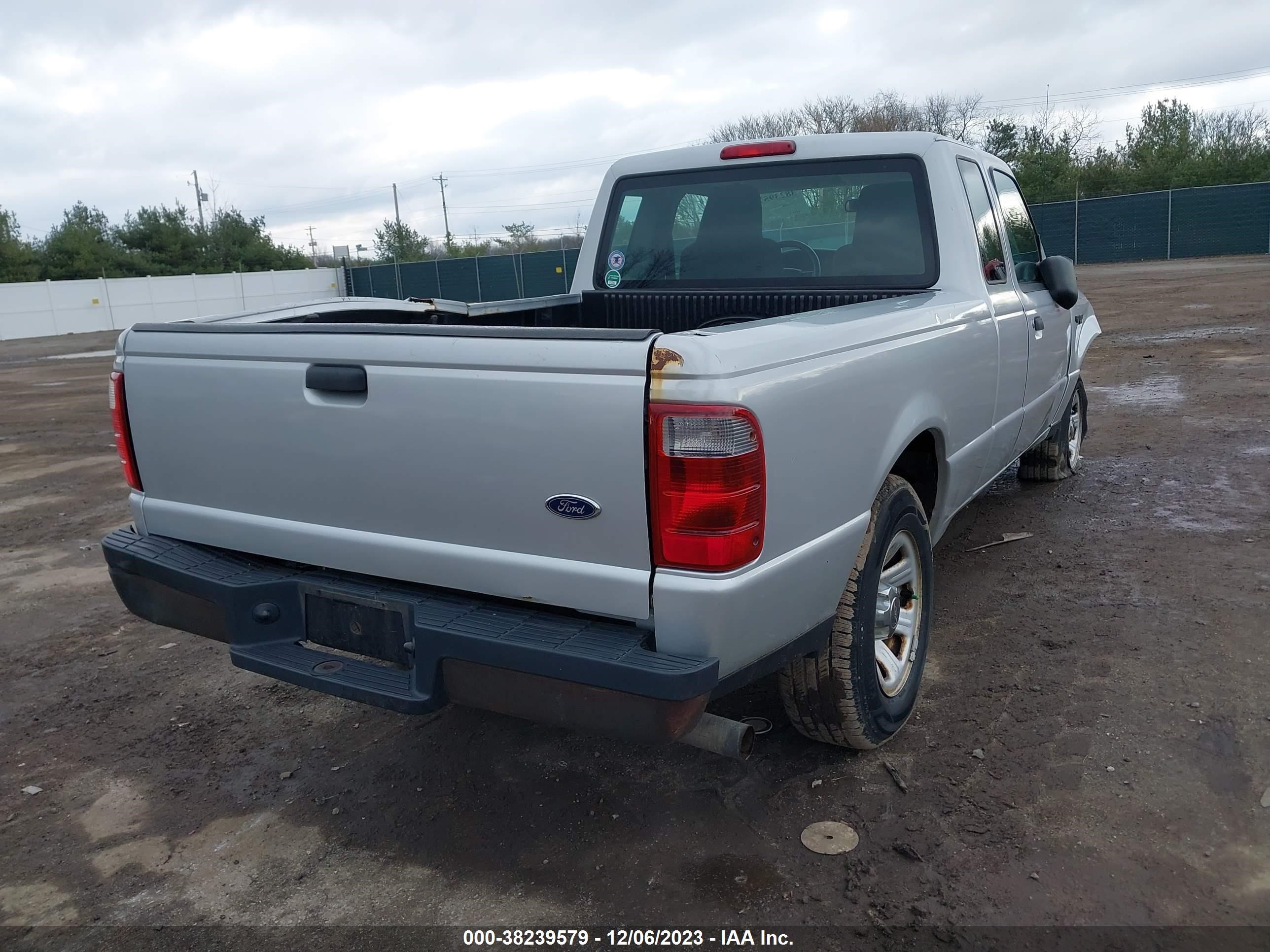 Photo 3 VIN: 1FTYR14E95PB11259 - FORD RANGER 