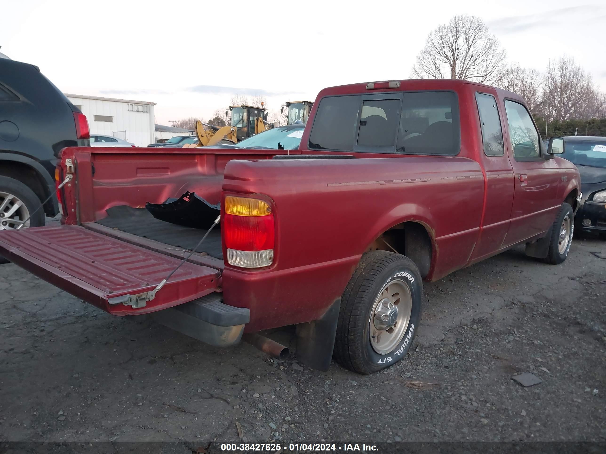 Photo 3 VIN: 1FTYR14U2WTA12511 - FORD RANGER 