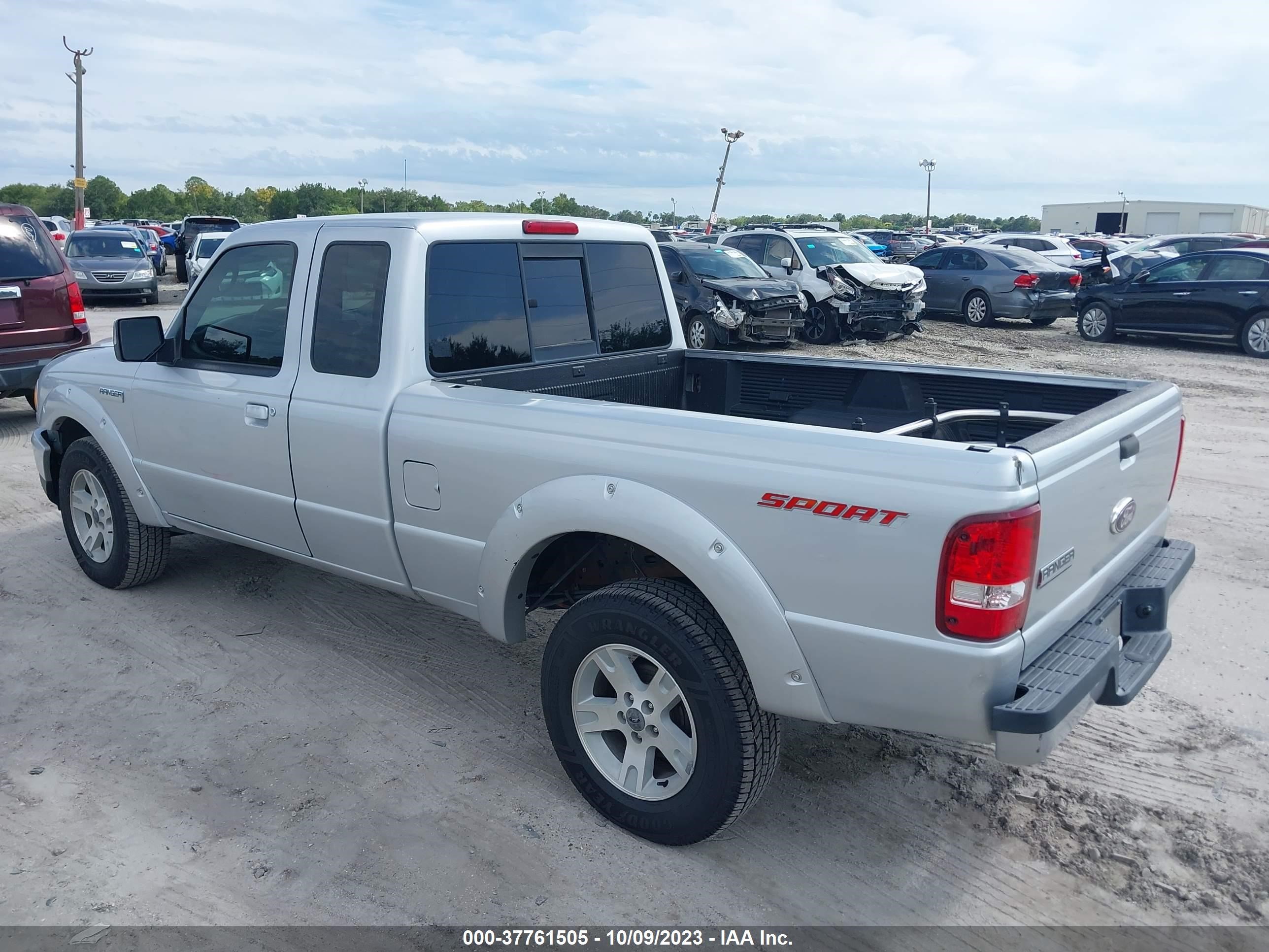 Photo 2 VIN: 1FTYR14U56PA50579 - FORD RANGER 