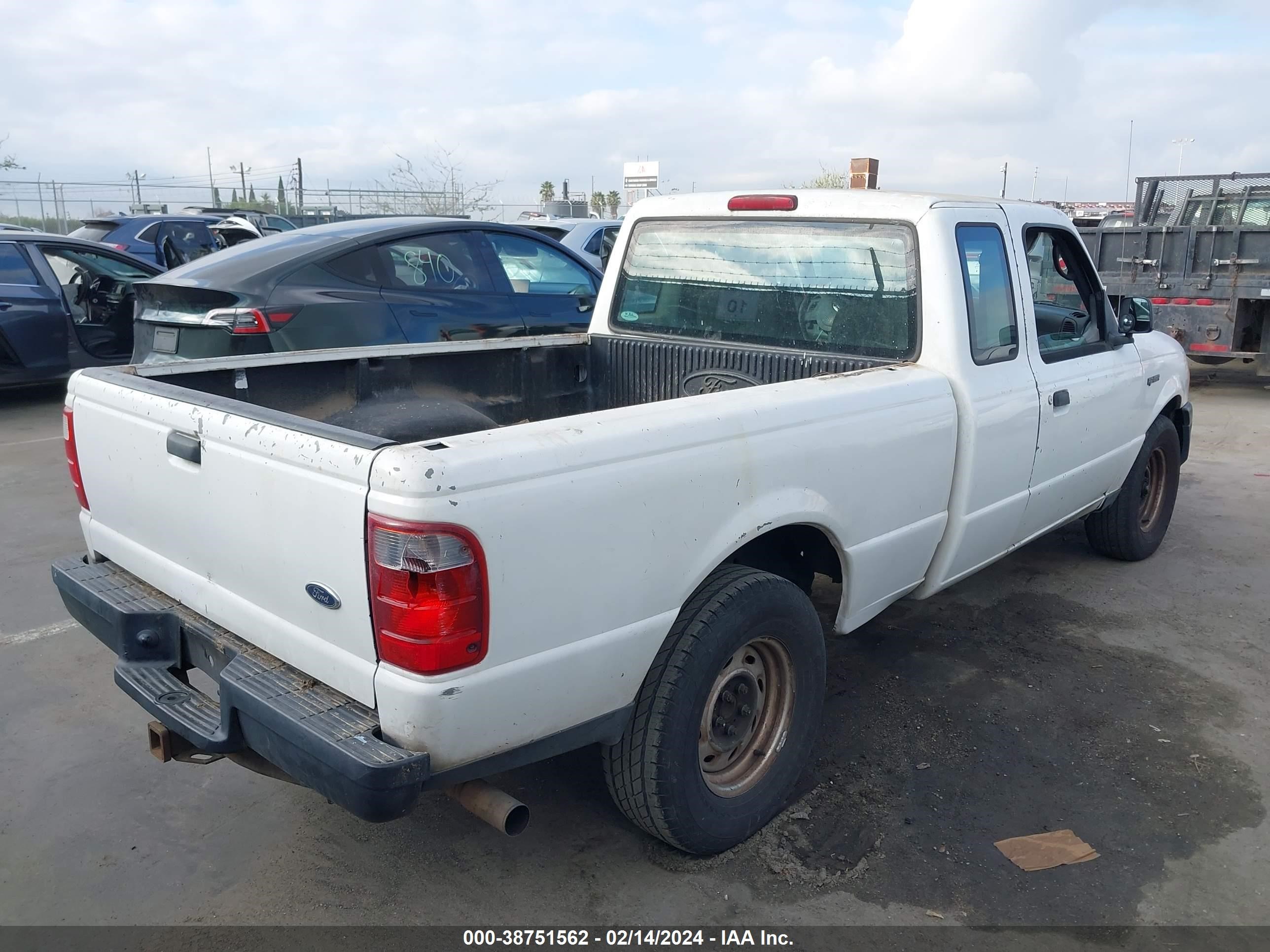 Photo 3 VIN: 1FTYR14U74PA09867 - FORD RANGER 