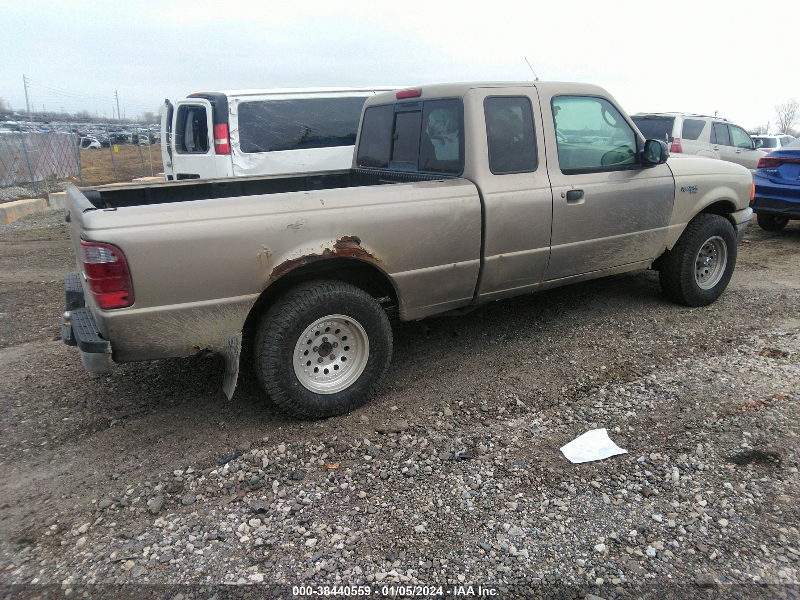 Photo 3 VIN: 1FTYR14U93PB76794 - FORD RANGER 