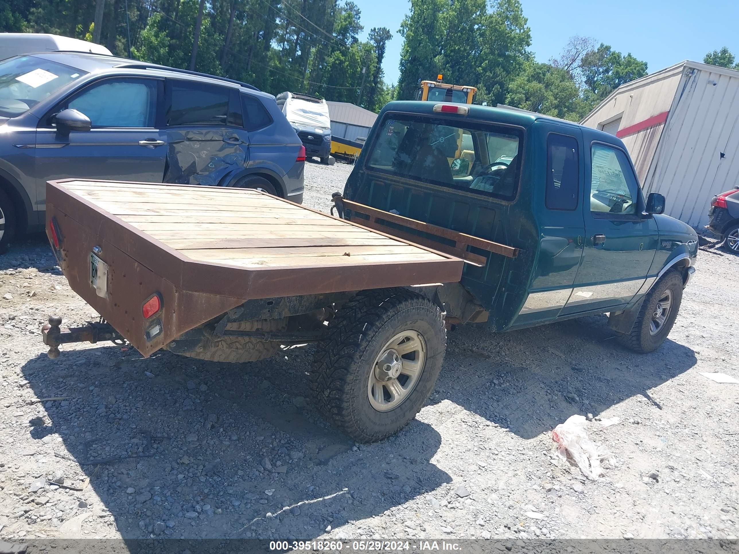 Photo 3 VIN: 1FTYR14V2YTB37567 - FORD RANGER 