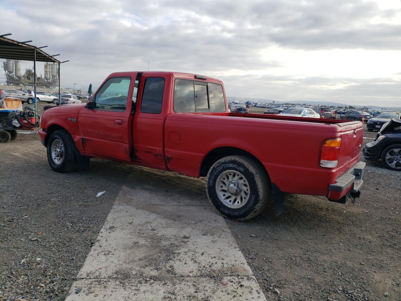 Photo 1 VIN: 1FTYR14V3XPA63910 - FORD RANGER 