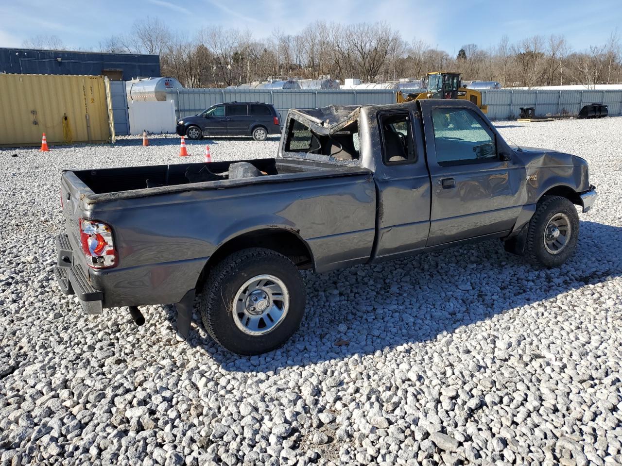 Photo 2 VIN: 1FTYR14V3XPB48617 - FORD RANGER 