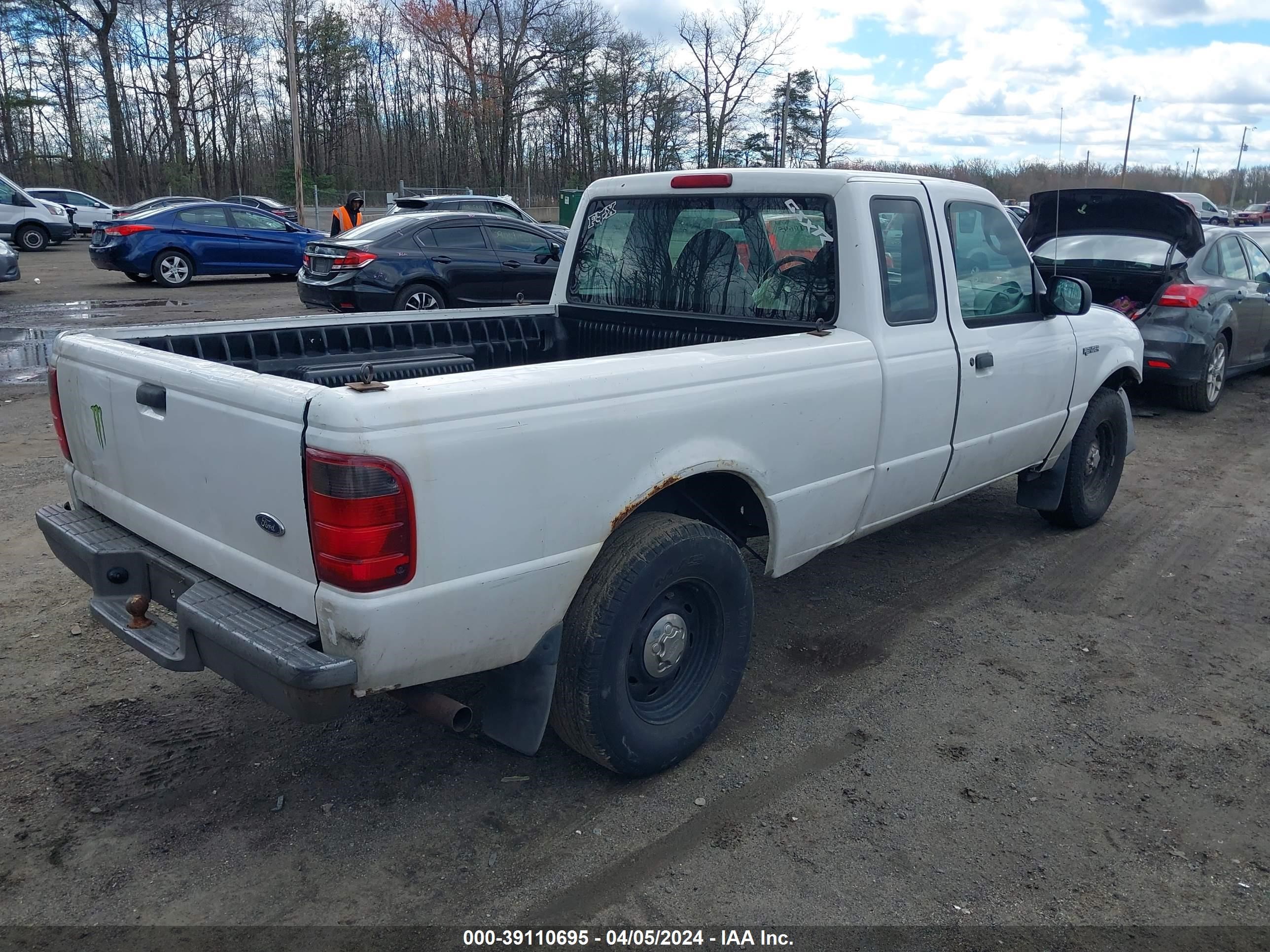 Photo 3 VIN: 1FTYR14V43TA19772 - FORD RANGER 