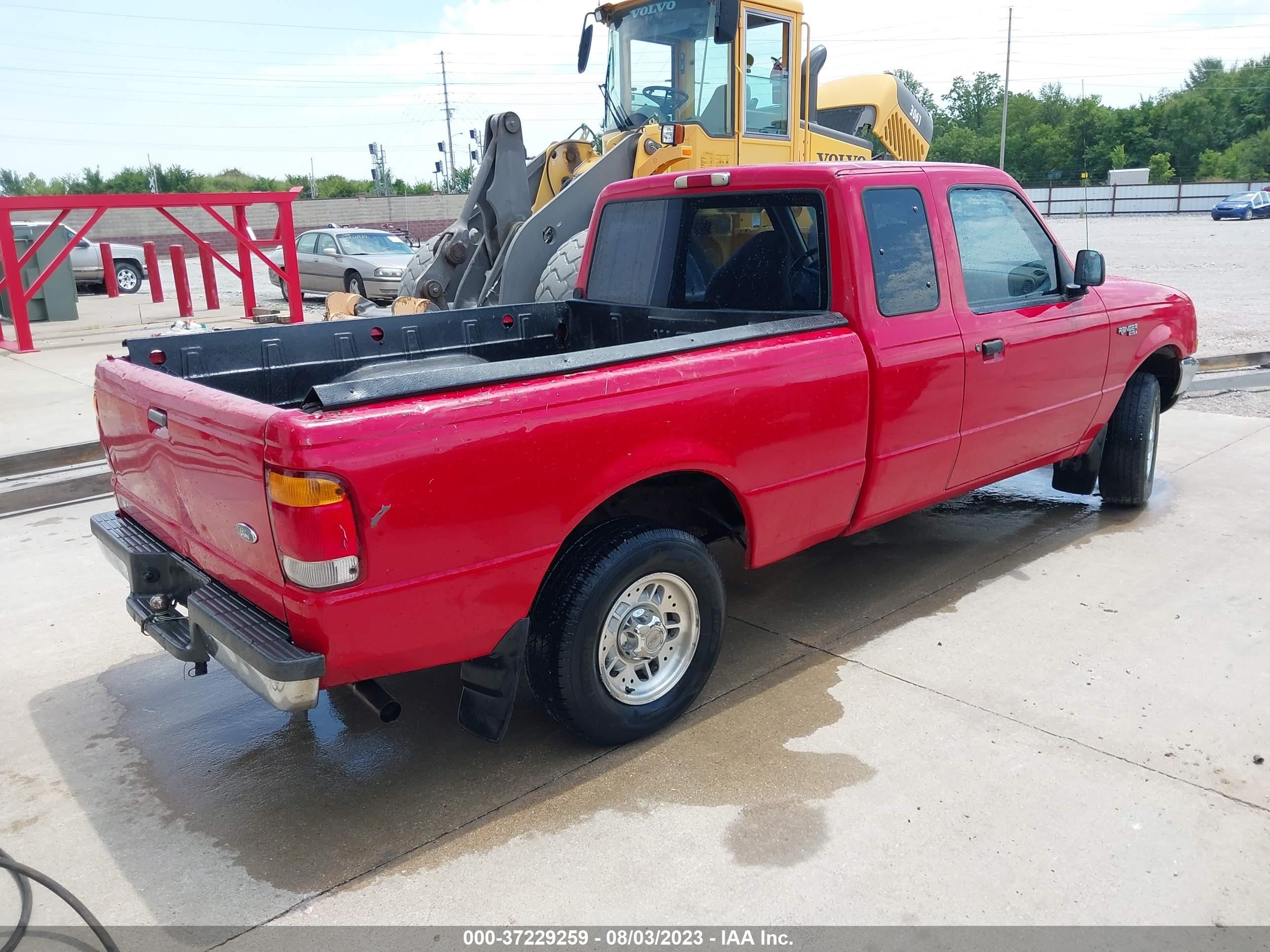 Photo 3 VIN: 1FTYR14V4XPA97726 - FORD RANGER 