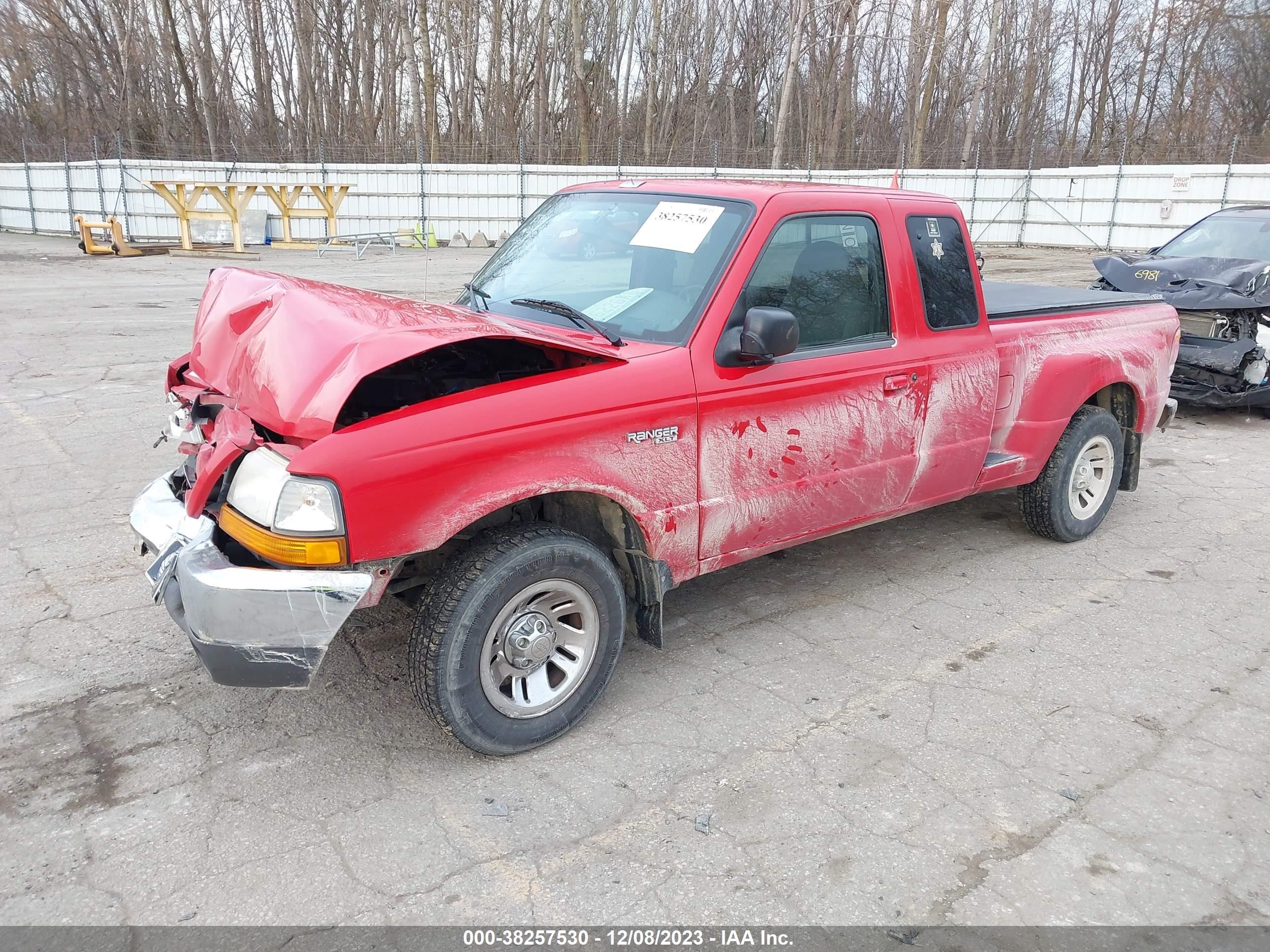 Photo 1 VIN: 1FTYR14V4XPB65135 - FORD RANGER 