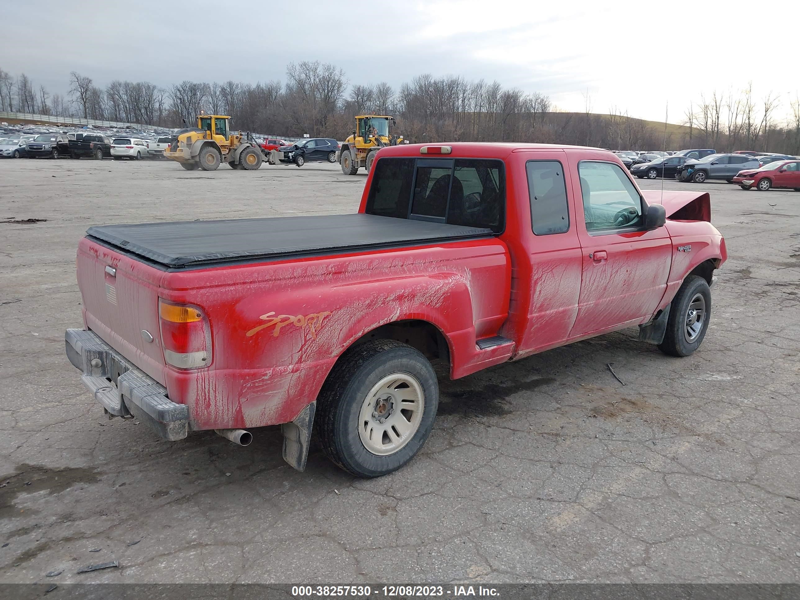 Photo 3 VIN: 1FTYR14V4XPB65135 - FORD RANGER 