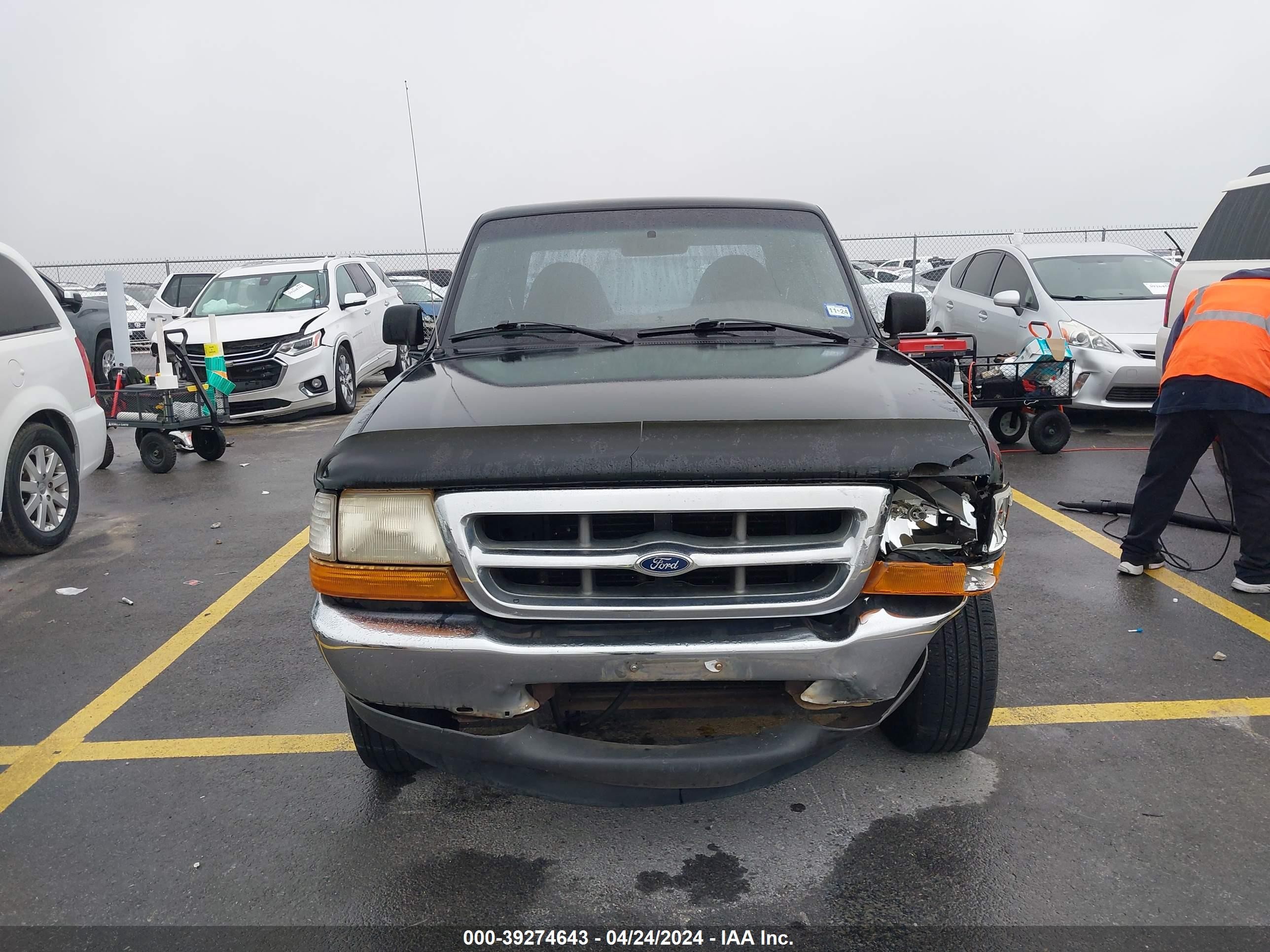 Photo 11 VIN: 1FTYR14V4XPB99740 - FORD RANGER 