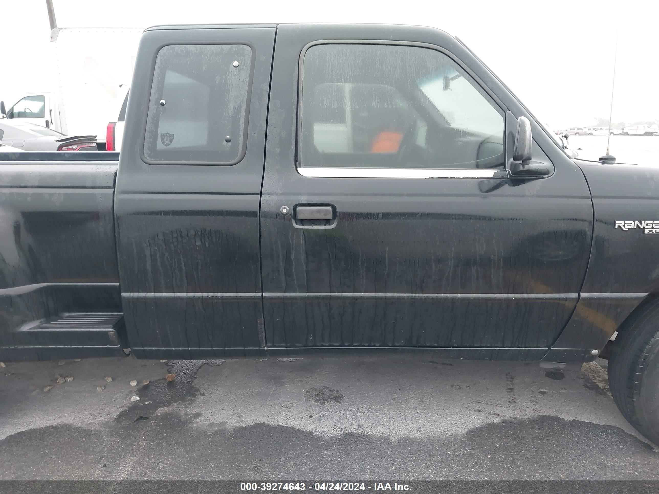 Photo 12 VIN: 1FTYR14V4XPB99740 - FORD RANGER 