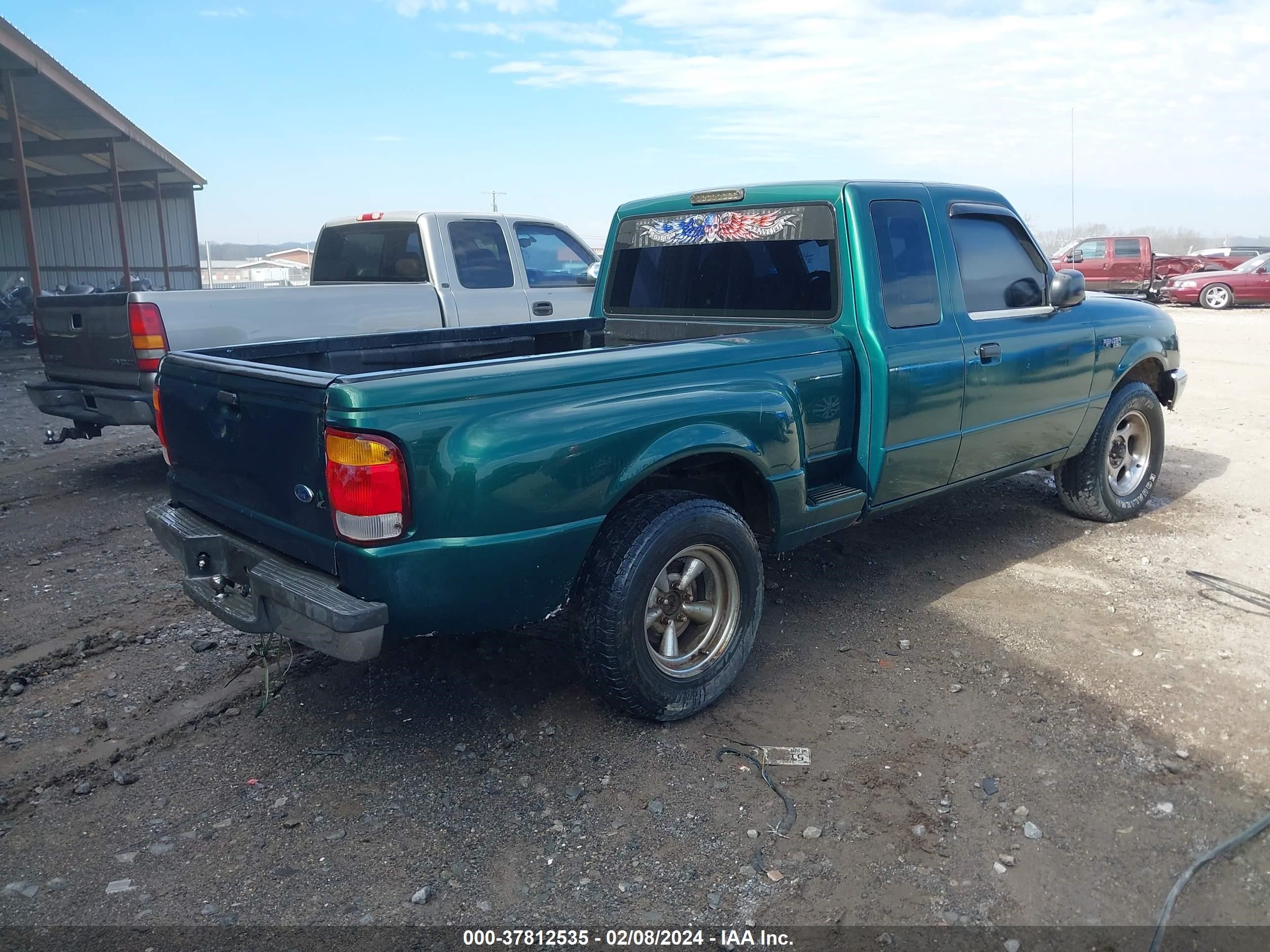 Photo 3 VIN: 1FTYR14V4XPC08162 - FORD RANGER 