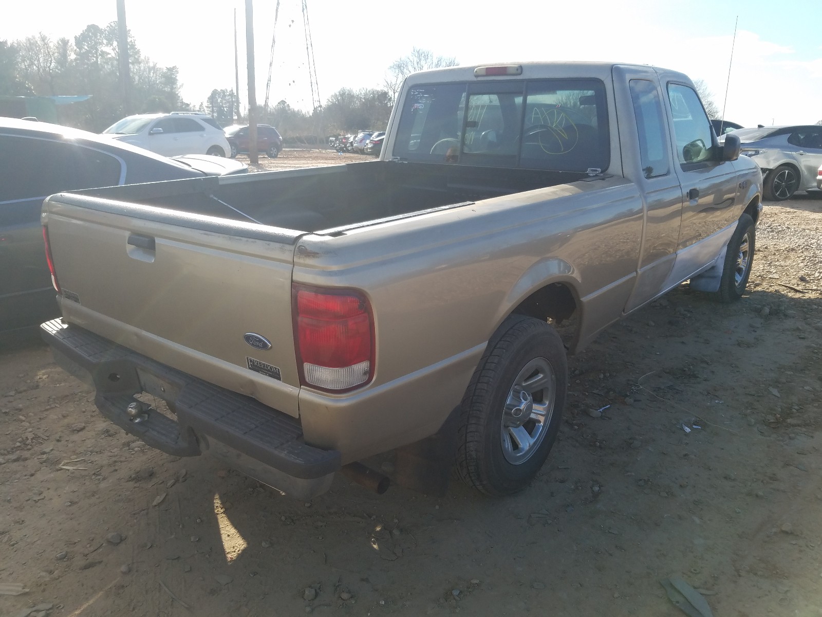 Photo 3 VIN: 1FTYR14V4YPB04949 - FORD RANGER SUP 