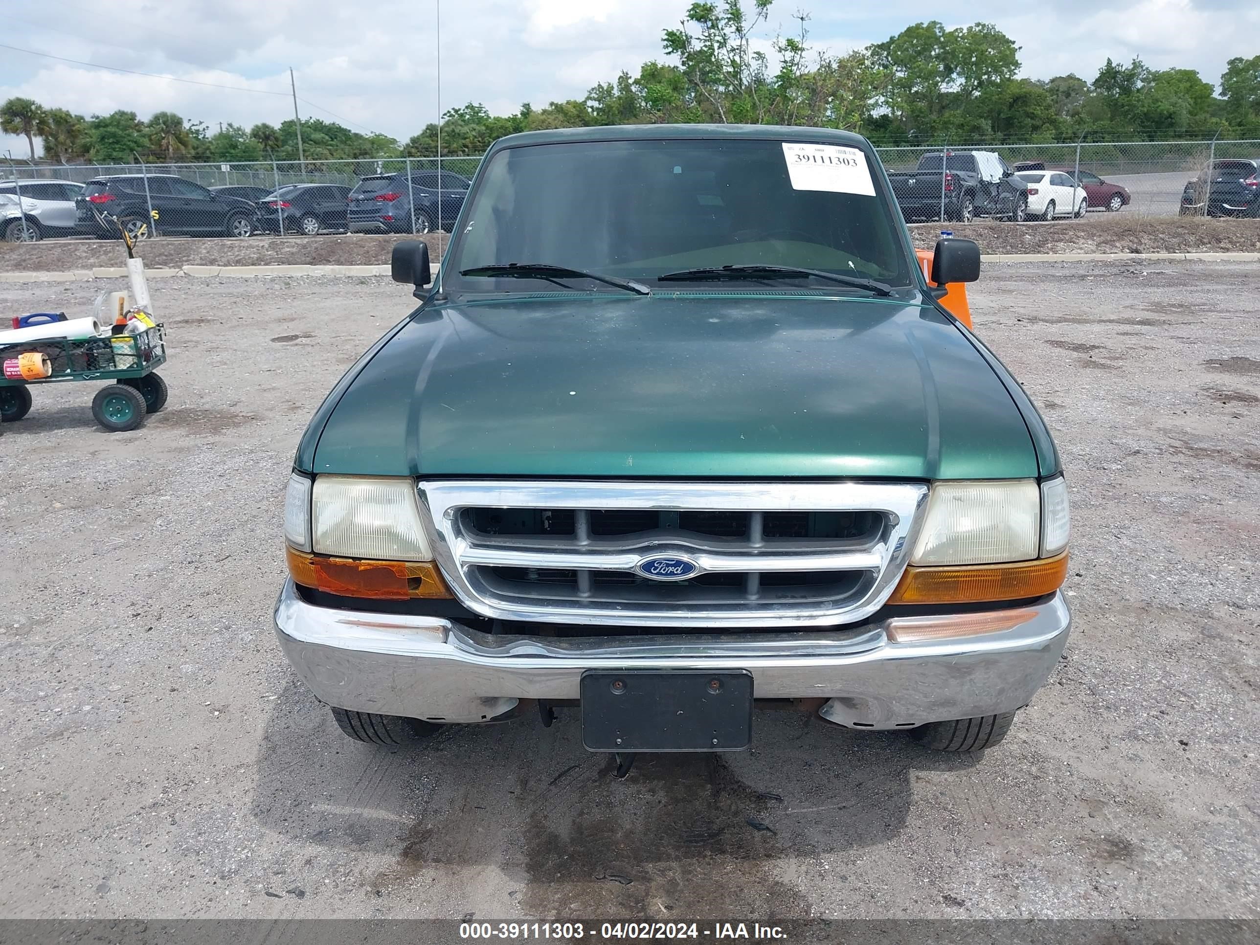 Photo 11 VIN: 1FTYR14V5XTB14654 - FORD RANGER 