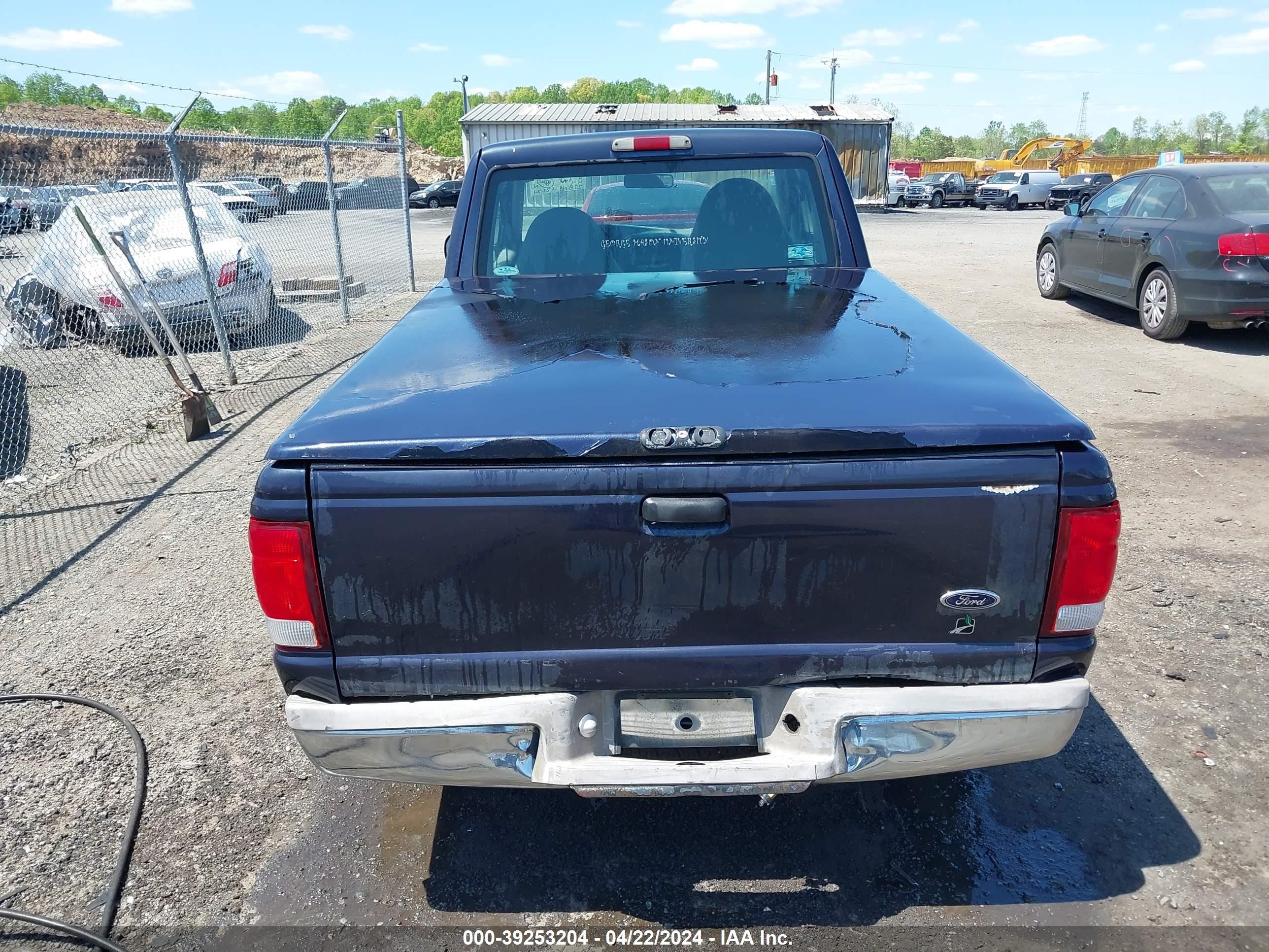 Photo 15 VIN: 1FTYR14V5YPB63332 - FORD RANGER 