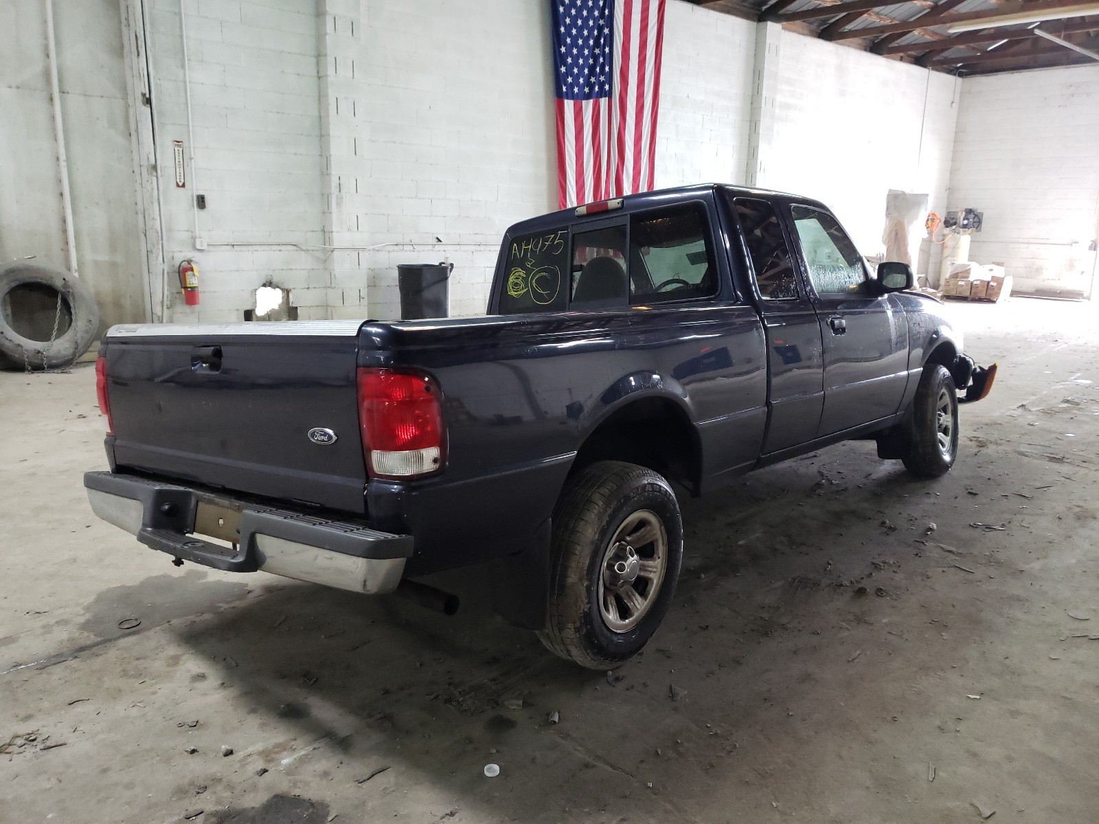 Photo 2 VIN: 1FTYR14V5YTA14975 - FORD RANGER 