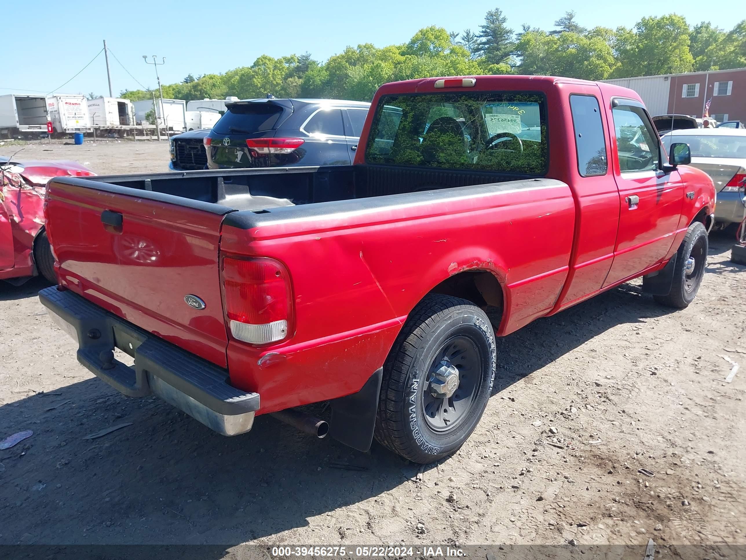 Photo 3 VIN: 1FTYR14V5YTA77588 - FORD RANGER 