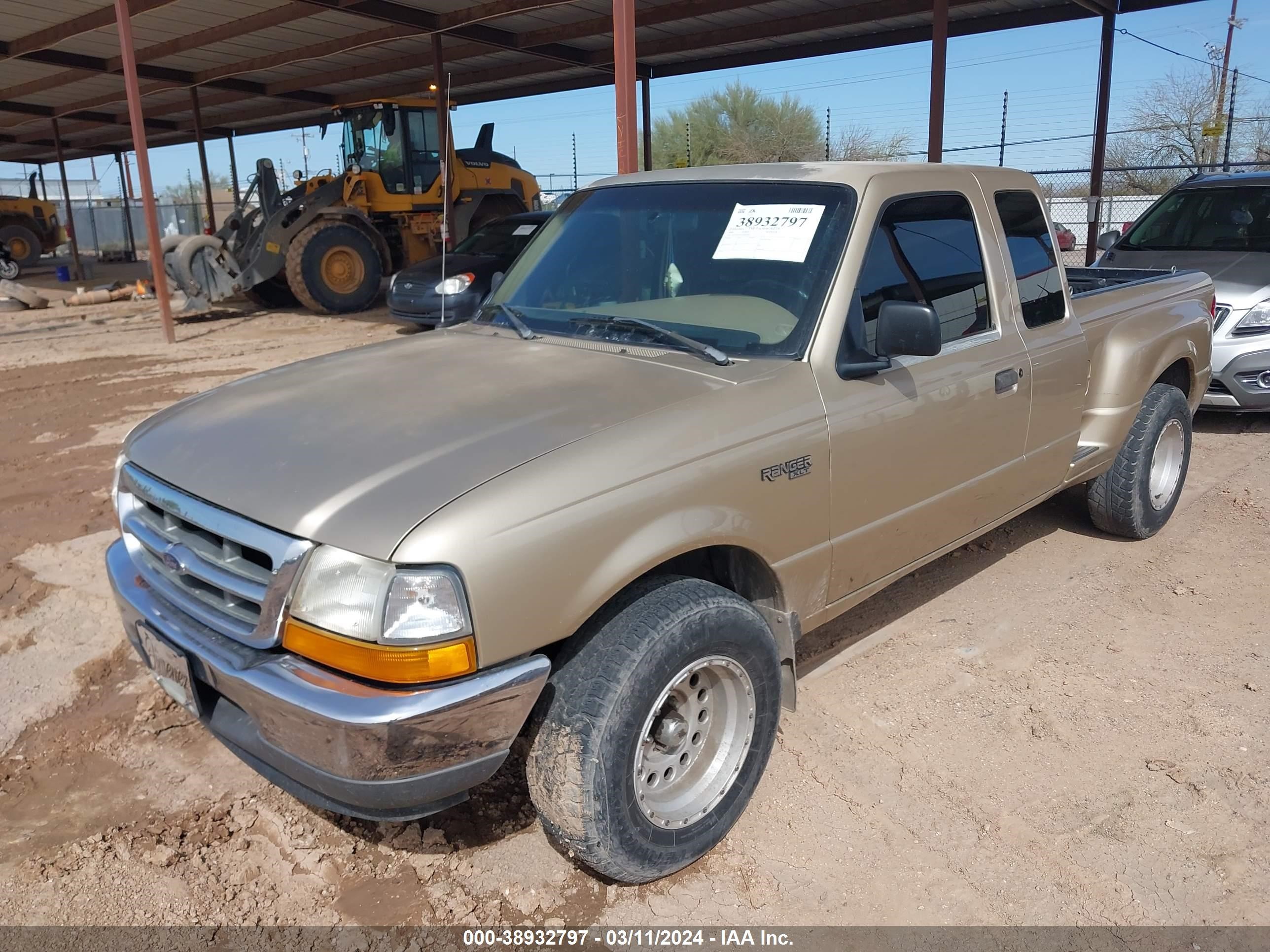 Photo 1 VIN: 1FTYR14V6YPB25902 - FORD RANGER 