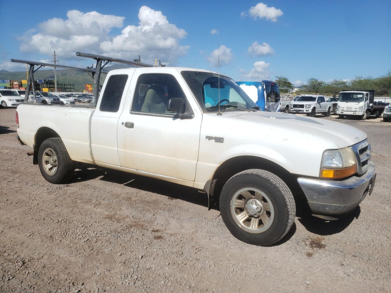 Photo 3 VIN: 1FTYR14V8YPB71991 - FORD RANGER 