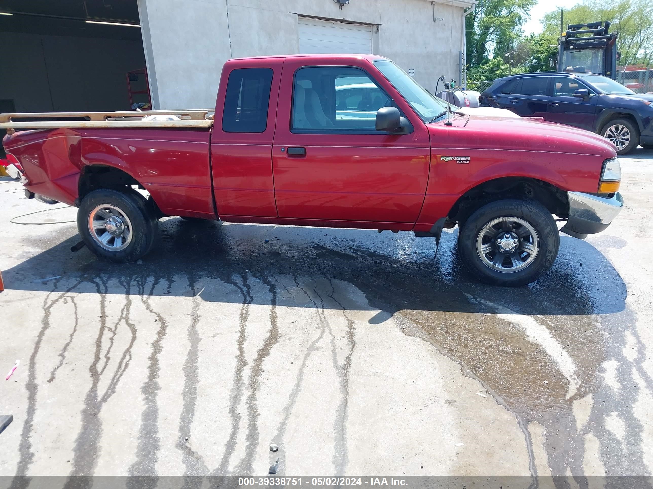 Photo 12 VIN: 1FTYR14V9YTA68263 - FORD RANGER 