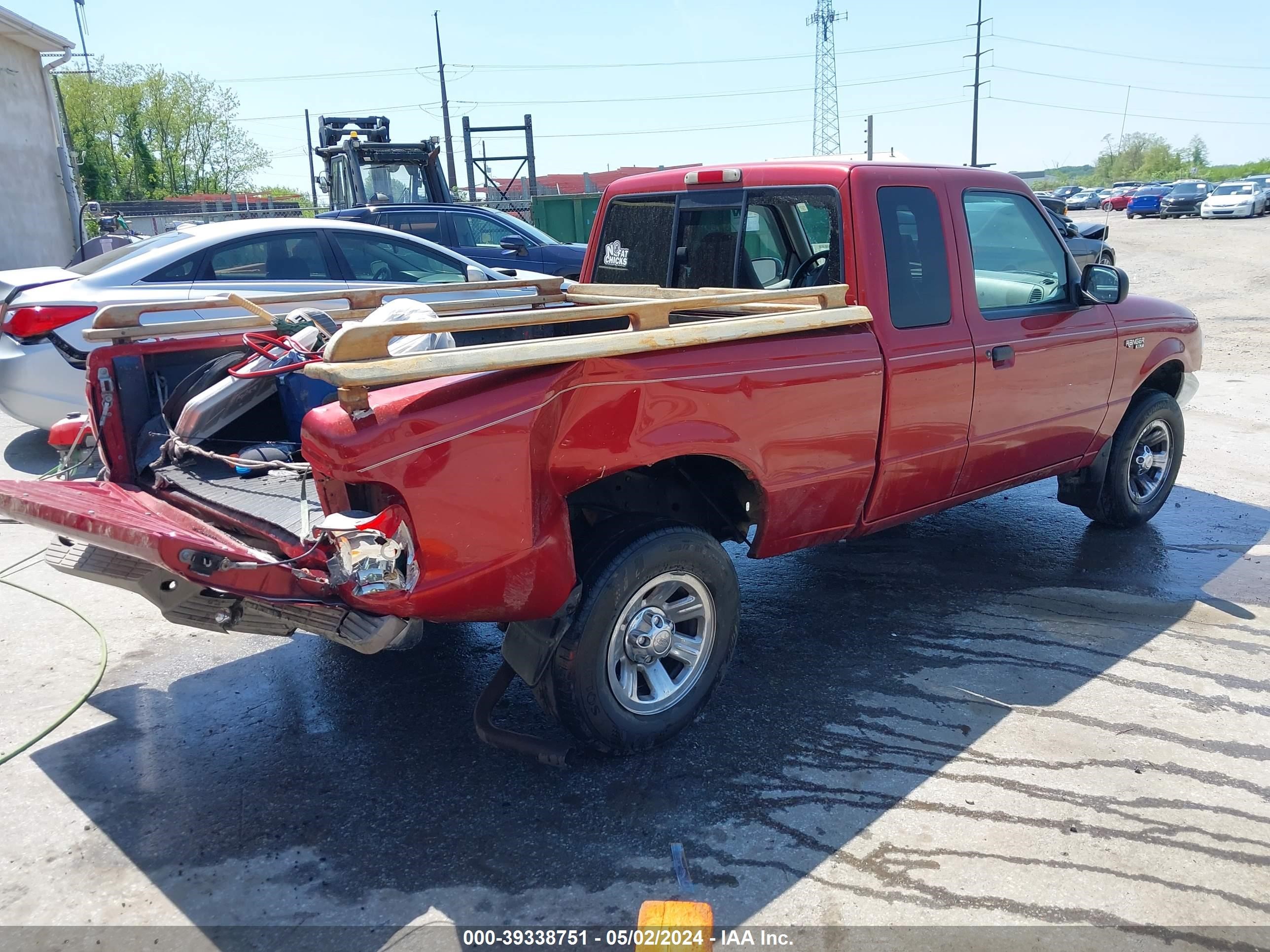 Photo 3 VIN: 1FTYR14V9YTA68263 - FORD RANGER 