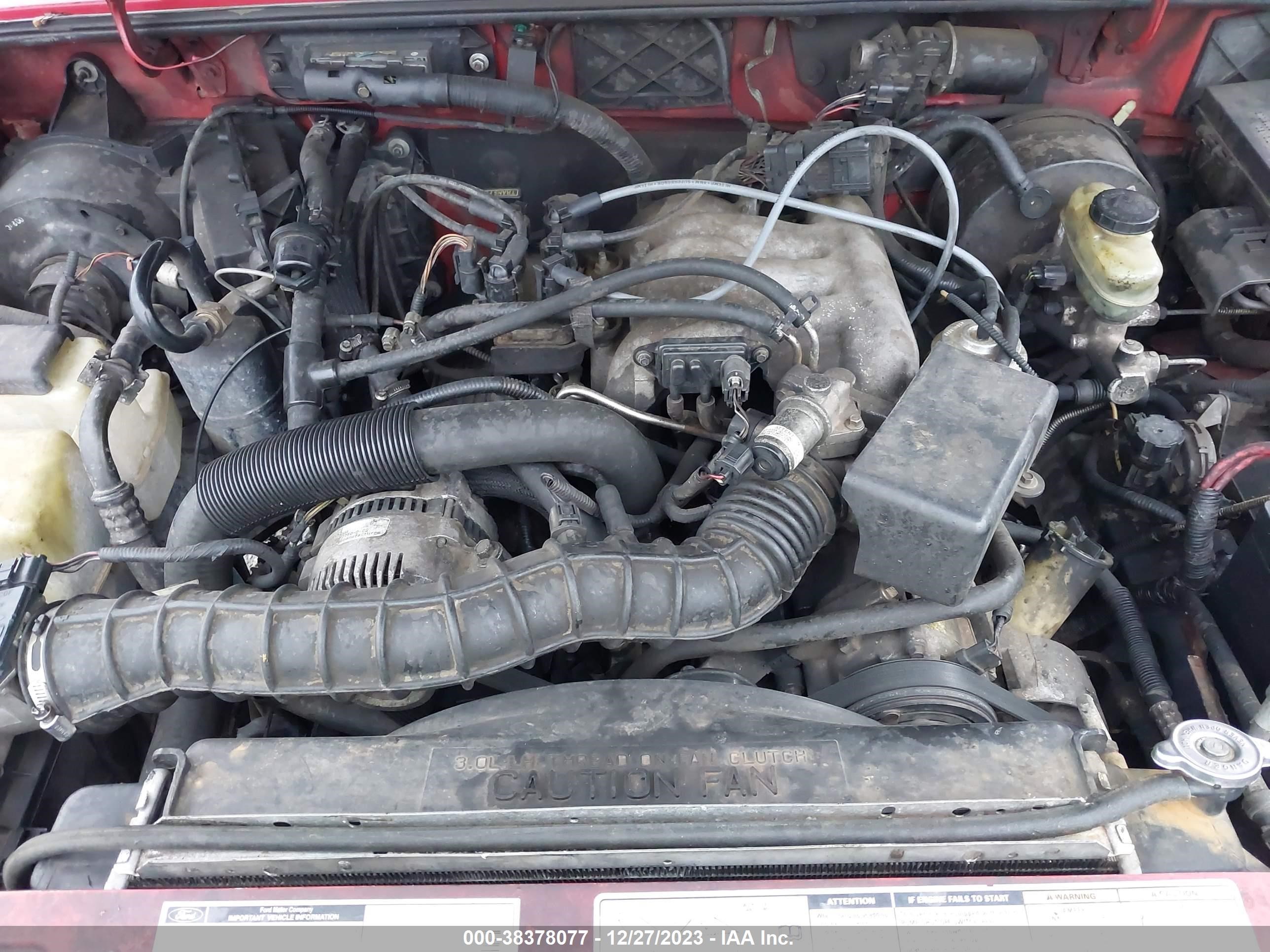 Photo 9 VIN: 1FTYR14V9YTB10446 - FORD RANGER 