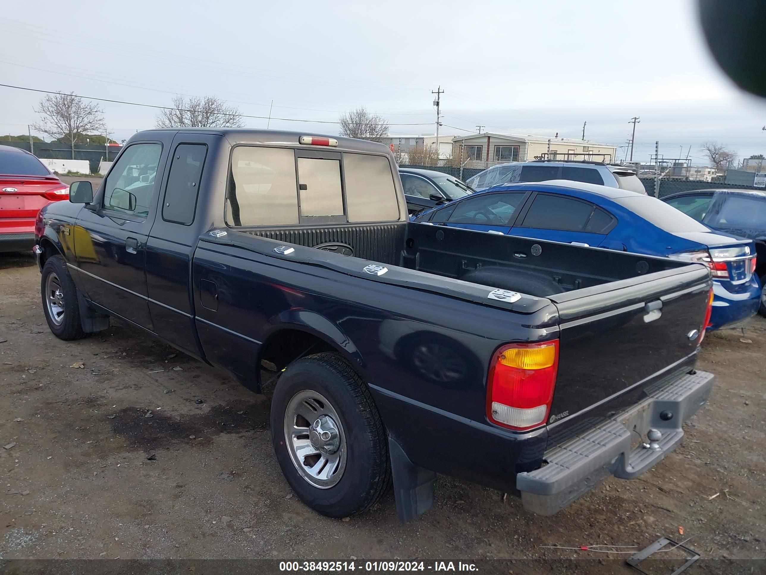 Photo 2 VIN: 1FTYR14VXXPA57957 - FORD RANGER 