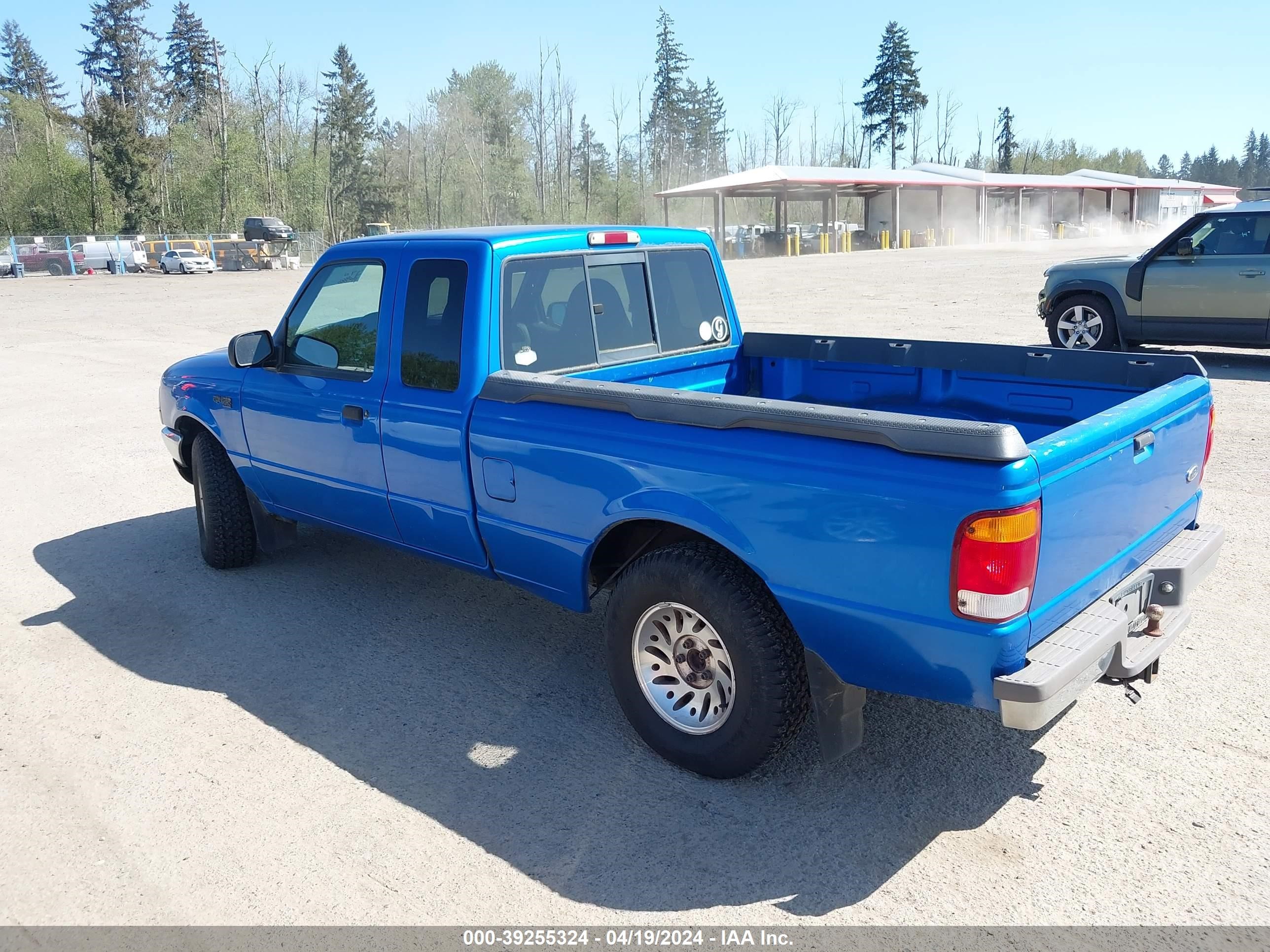 Photo 2 VIN: 1FTYR14X2XTA53474 - FORD RANGER 