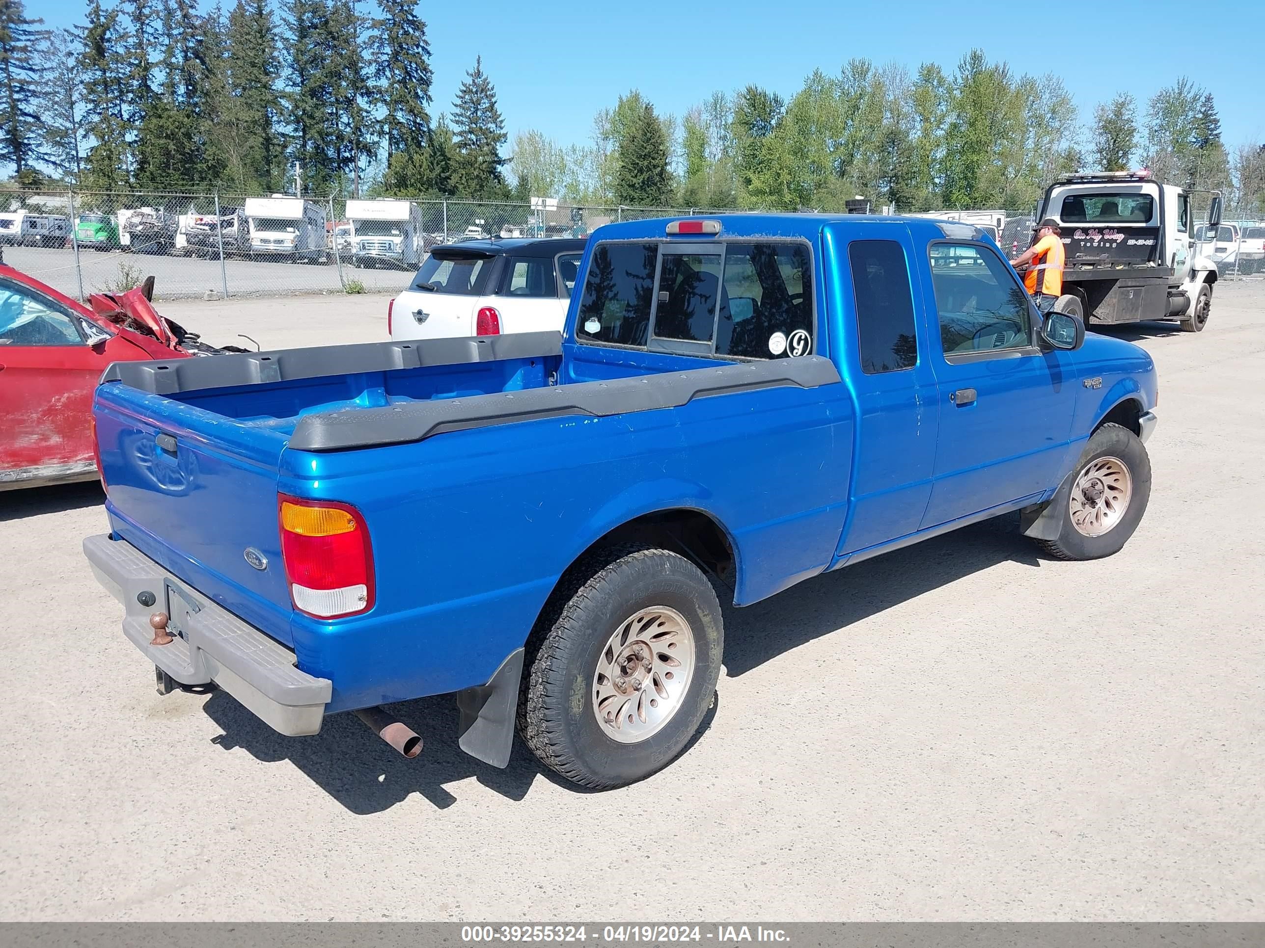 Photo 3 VIN: 1FTYR14X2XTA53474 - FORD RANGER 