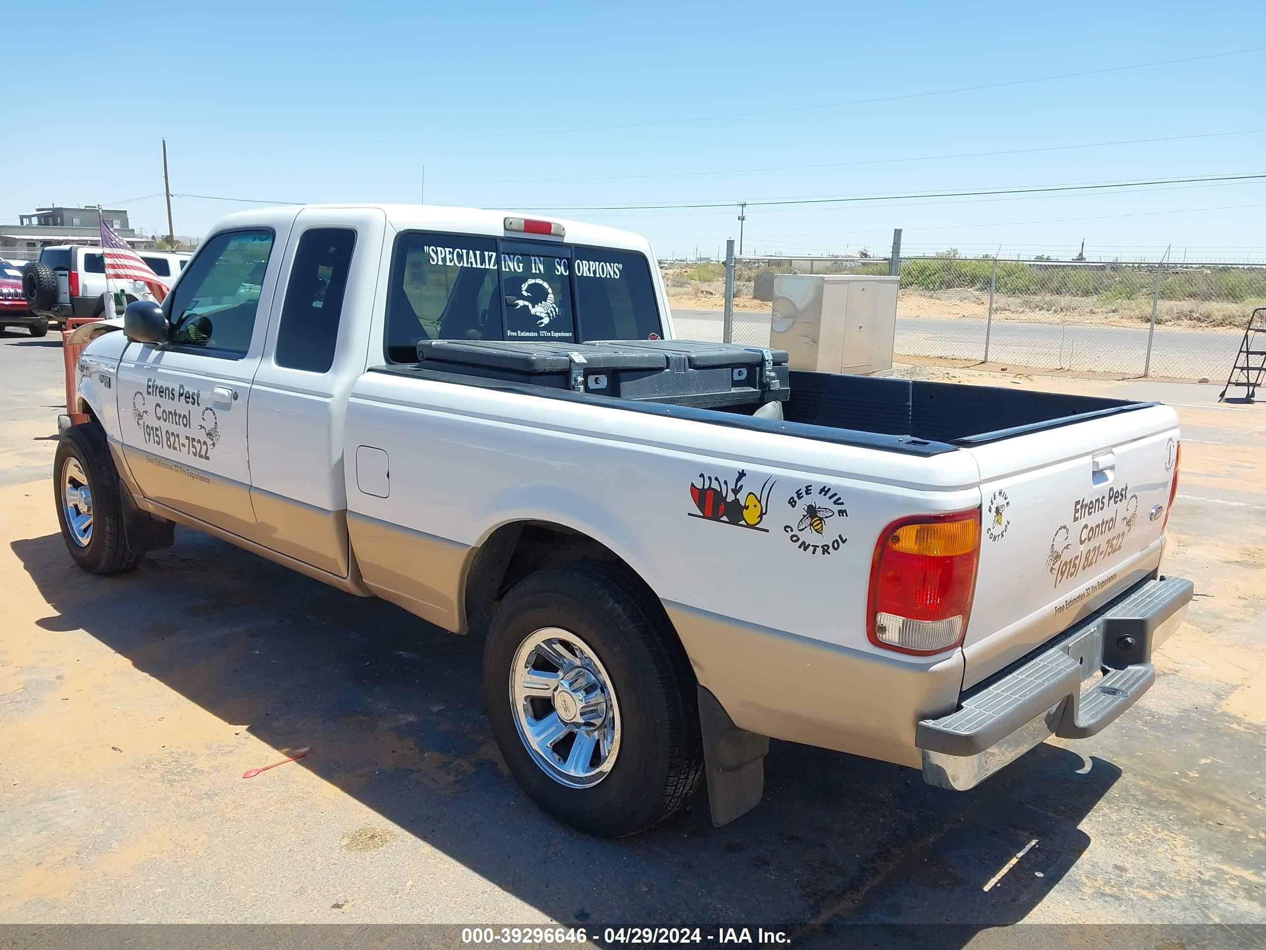 Photo 2 VIN: 1FTYR14X3WPB24351 - FORD RANGER 