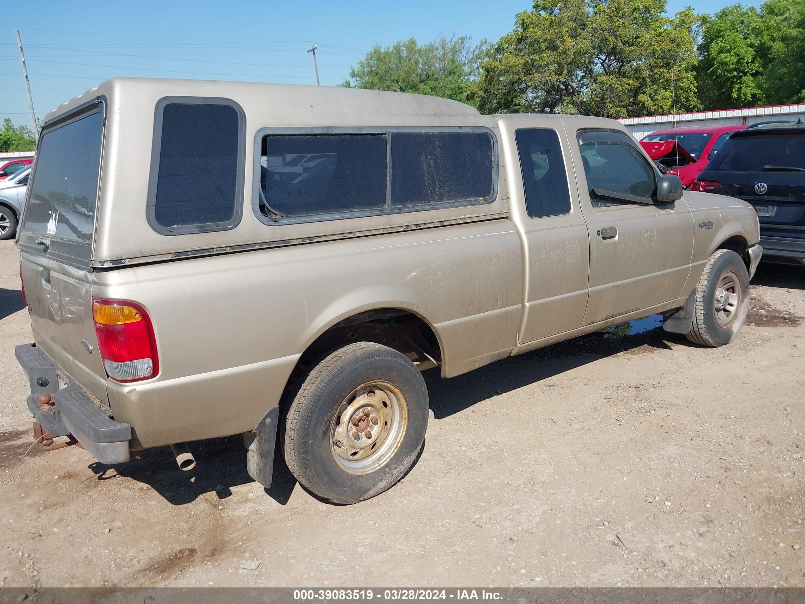 Photo 3 VIN: 1FTYR14X3XPB27848 - FORD RANGER 