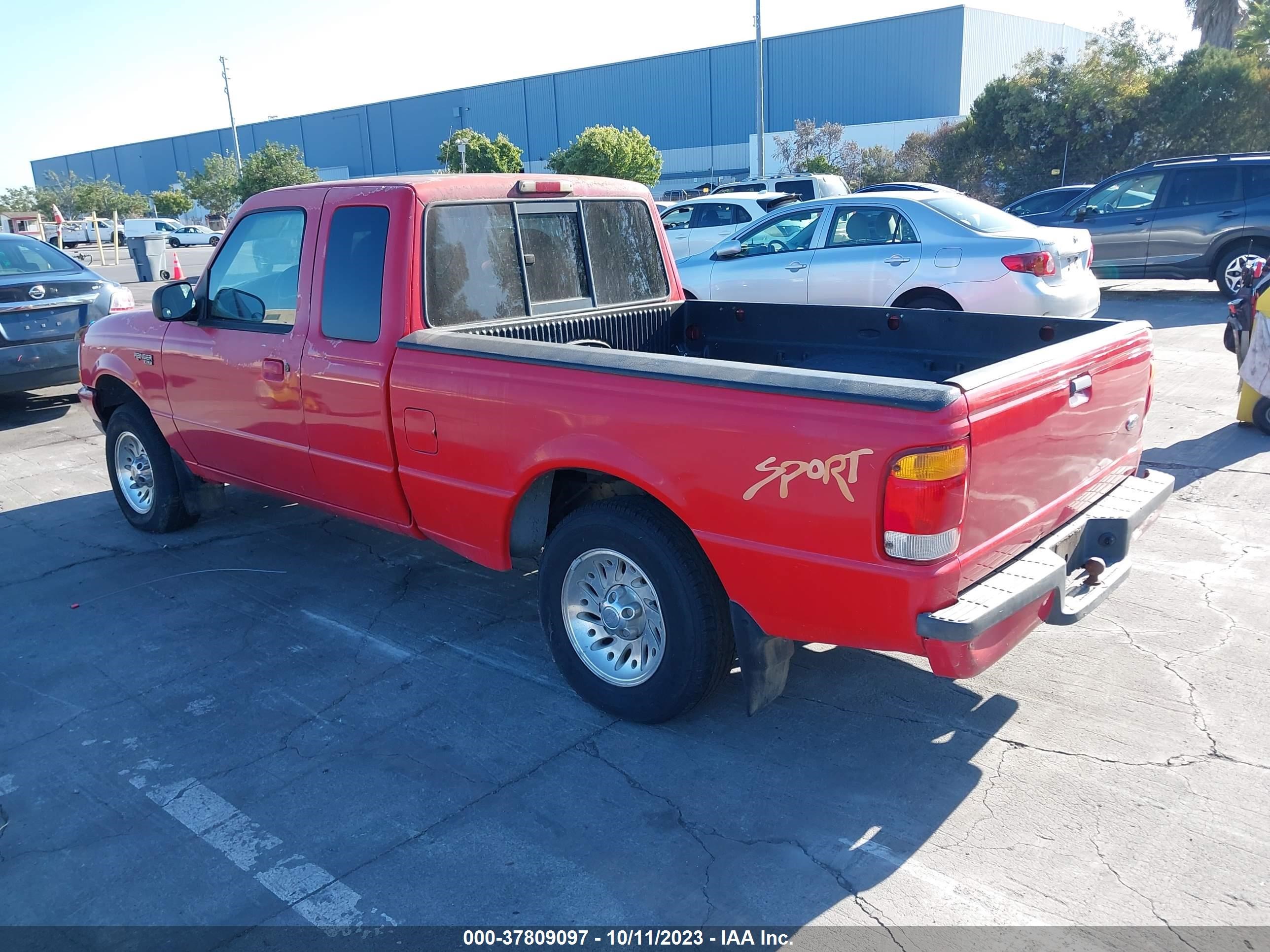 Photo 2 VIN: 1FTYR14XXXPA04872 - FORD RANGER 