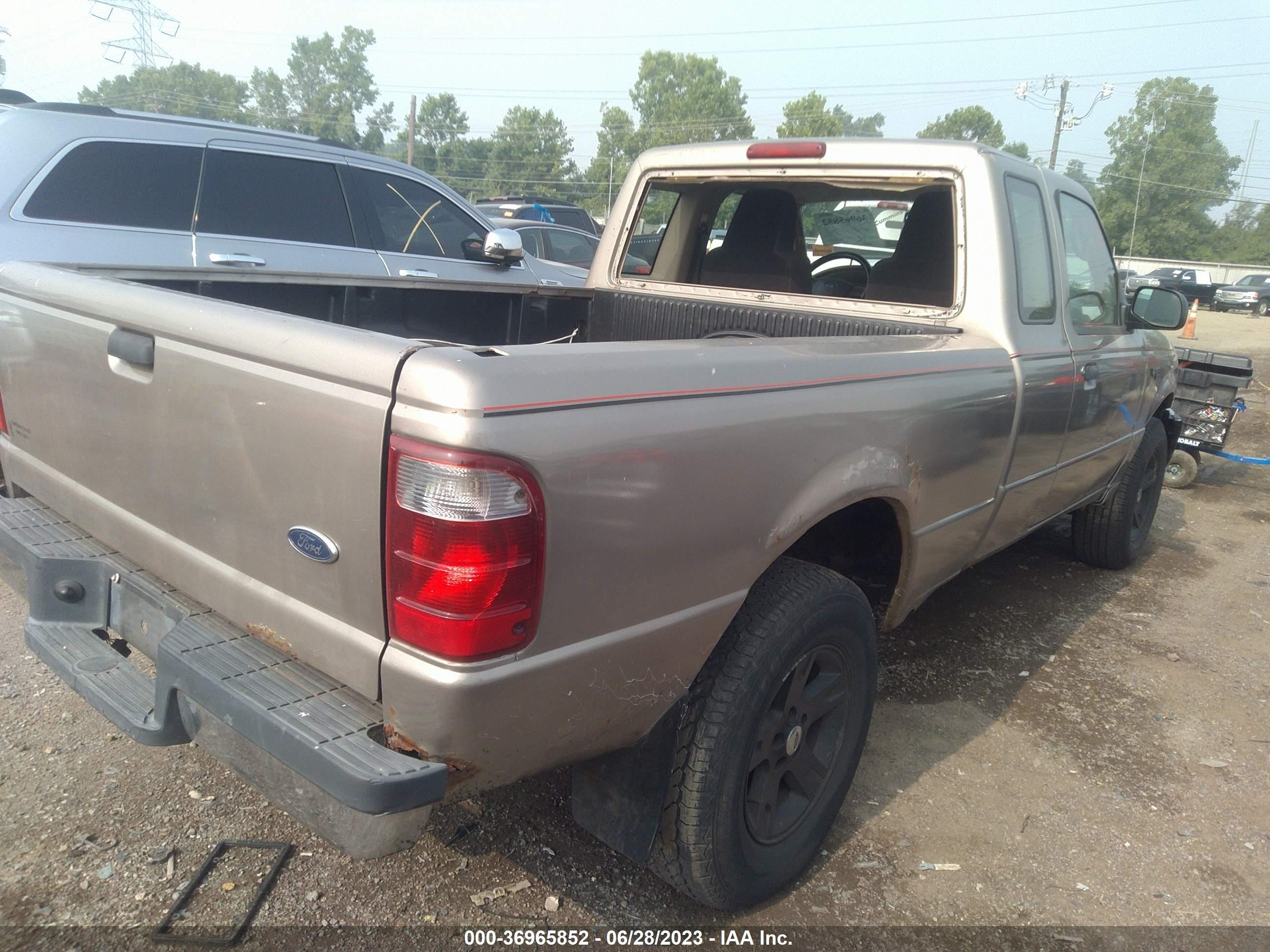 Photo 3 VIN: 1FTYR15E34PB42424 - FORD RANGER 