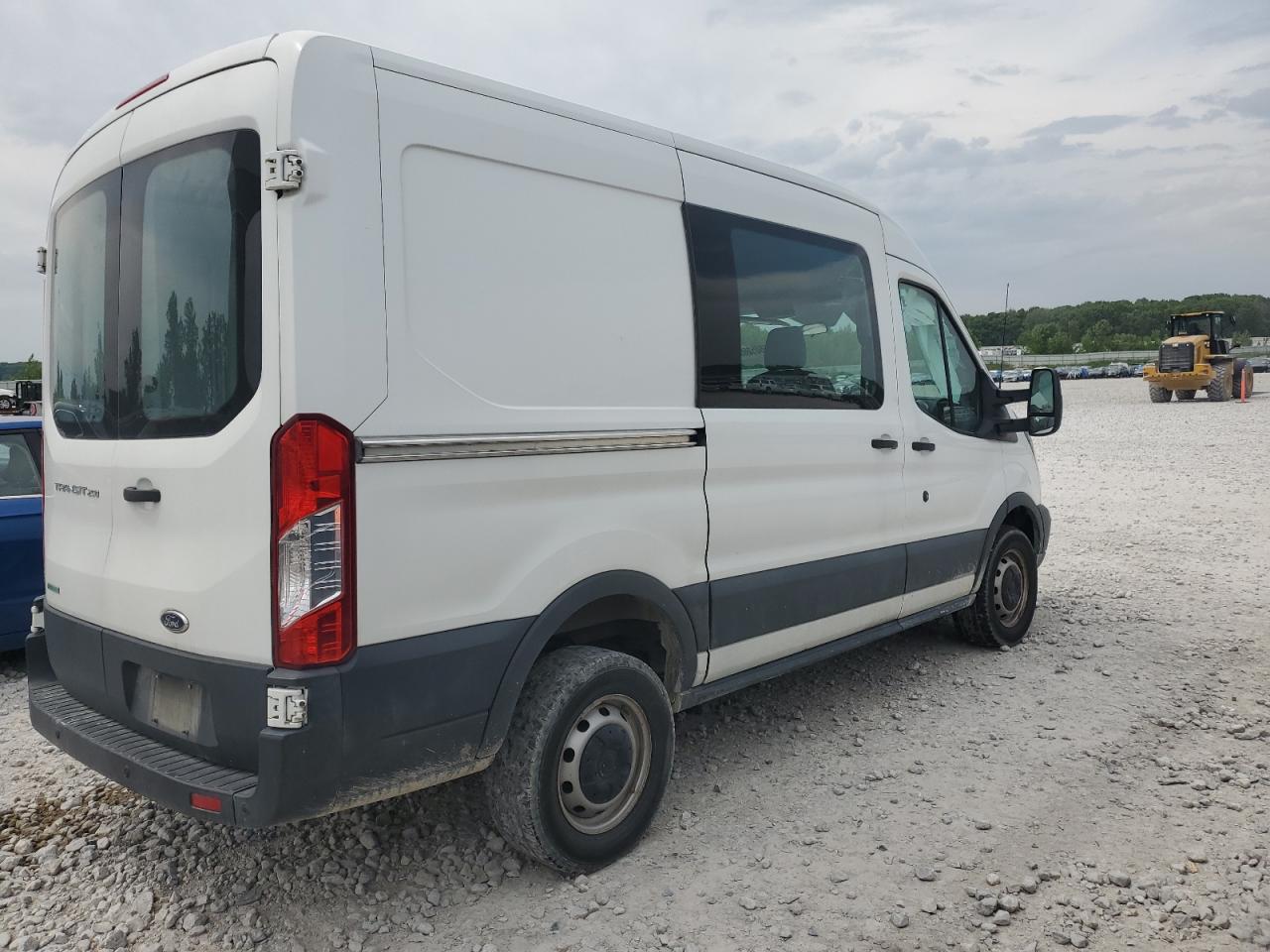 Photo 2 VIN: 1FTYR1CG0FKB22877 - FORD TRANSIT 