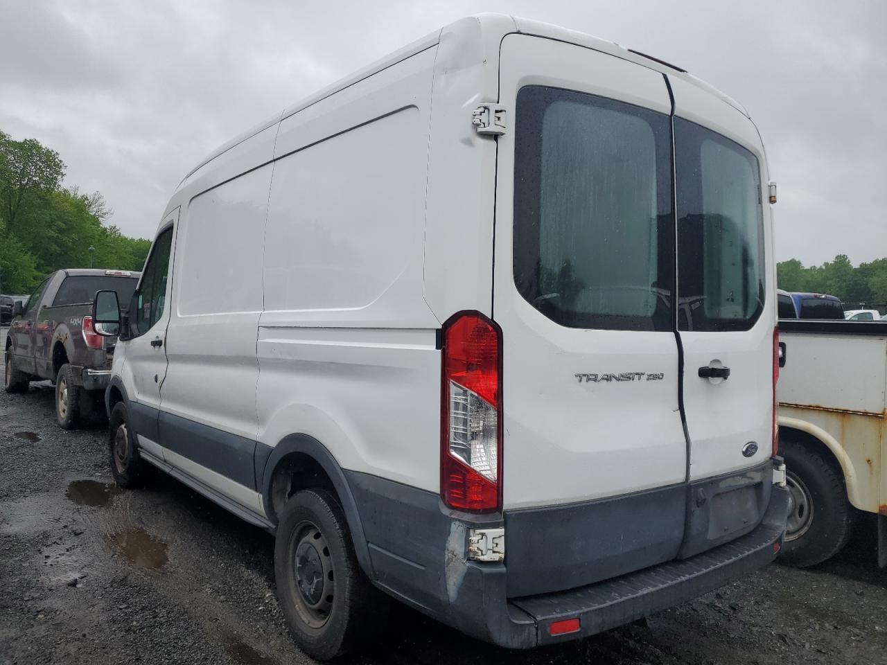 Photo 1 VIN: 1FTYR1CM2HKA44112 - FORD TRANSIT 