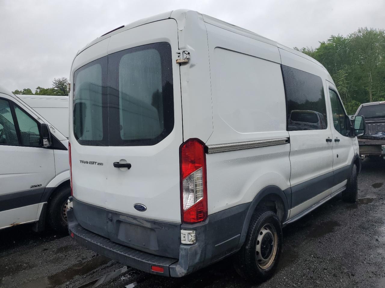 Photo 2 VIN: 1FTYR1CM2HKA44112 - FORD TRANSIT 