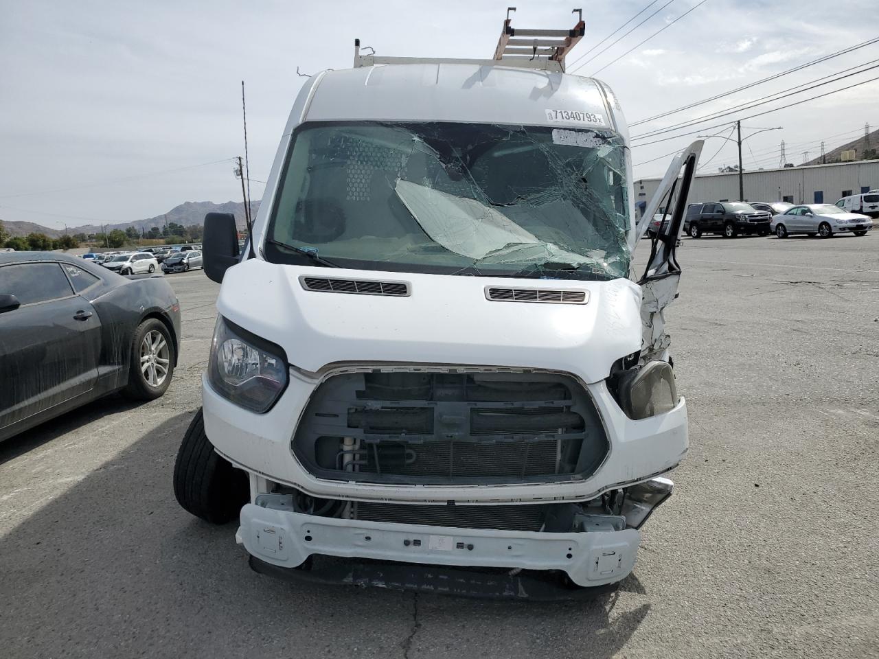 Photo 4 VIN: 1FTYR1CM4JKA35045 - FORD TRANSIT 