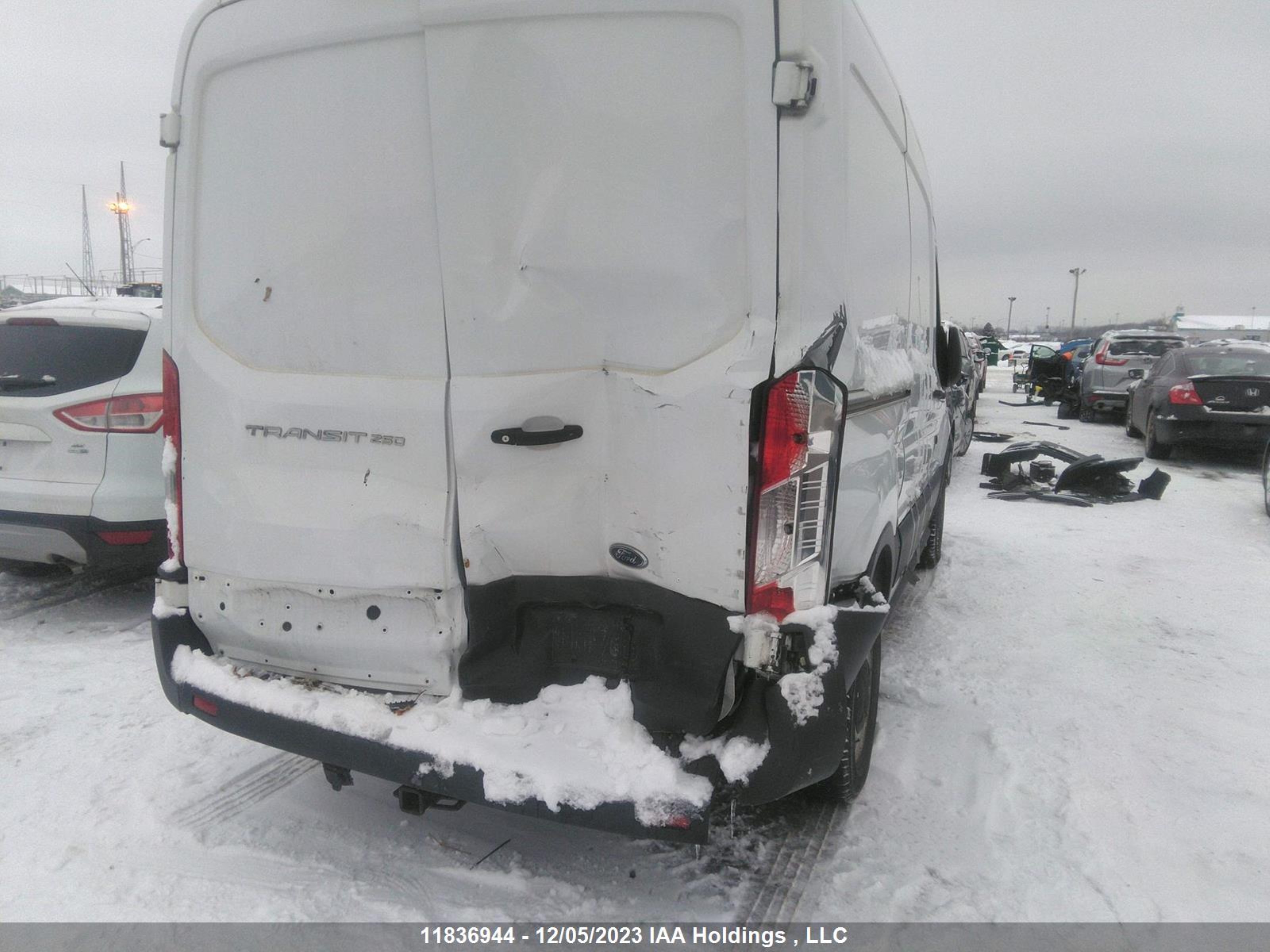 Photo 5 VIN: 1FTYR1CM9JKB48571 - FORD TRANSIT 