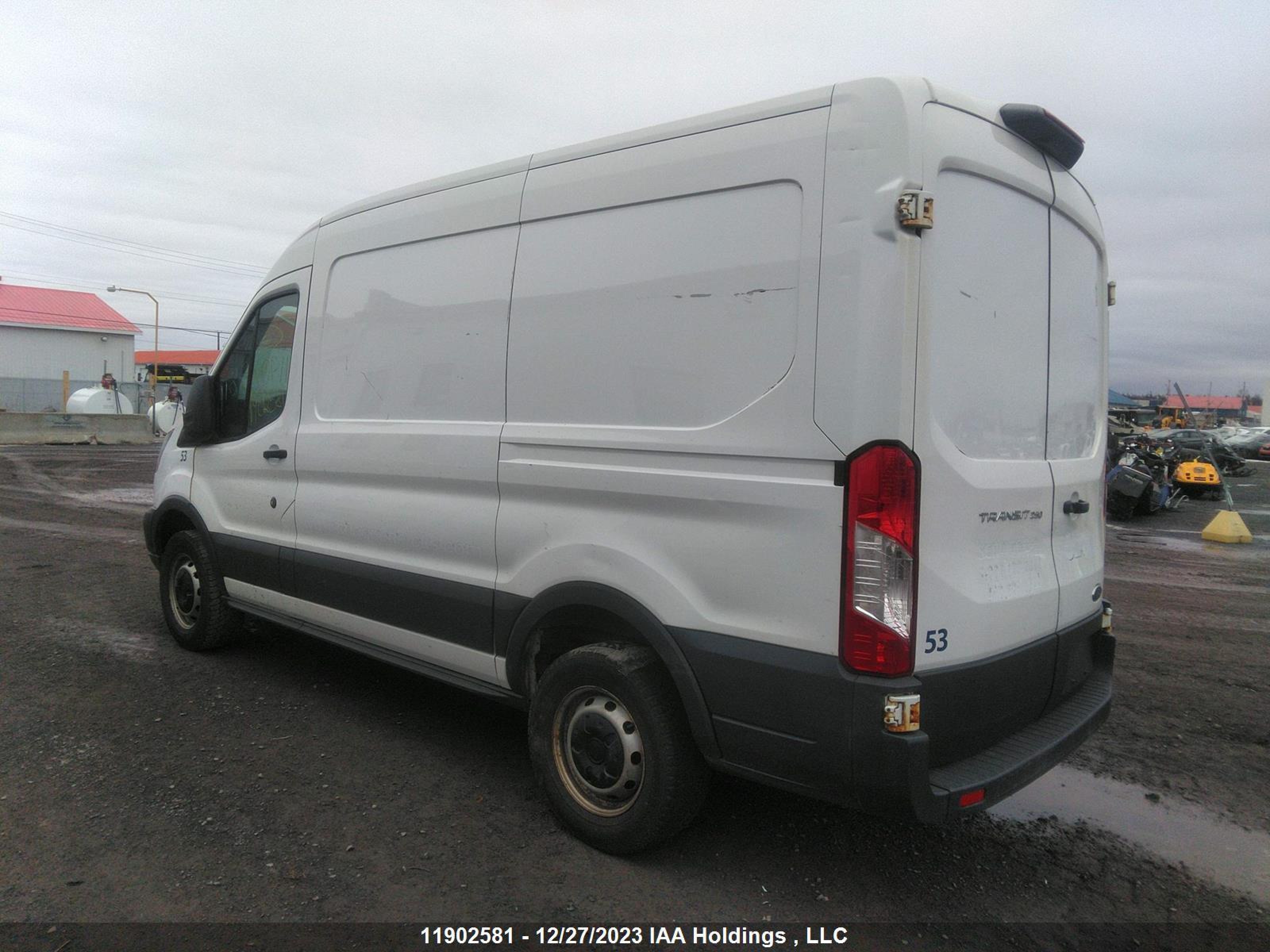 Photo 2 VIN: 1FTYR1CMXJKA08495 - FORD TRANSIT 