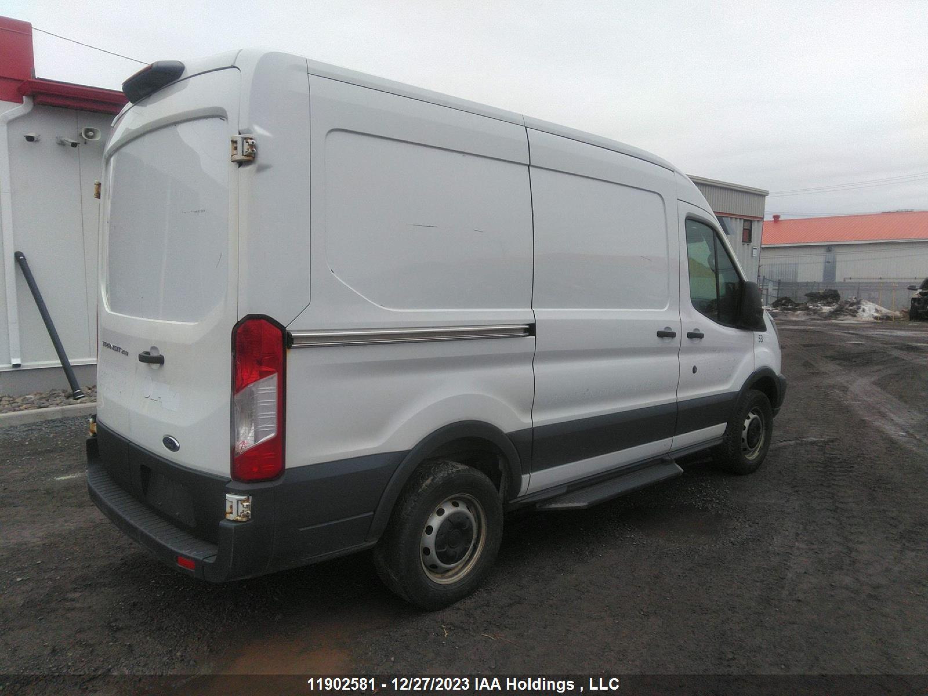 Photo 3 VIN: 1FTYR1CMXJKA08495 - FORD TRANSIT 