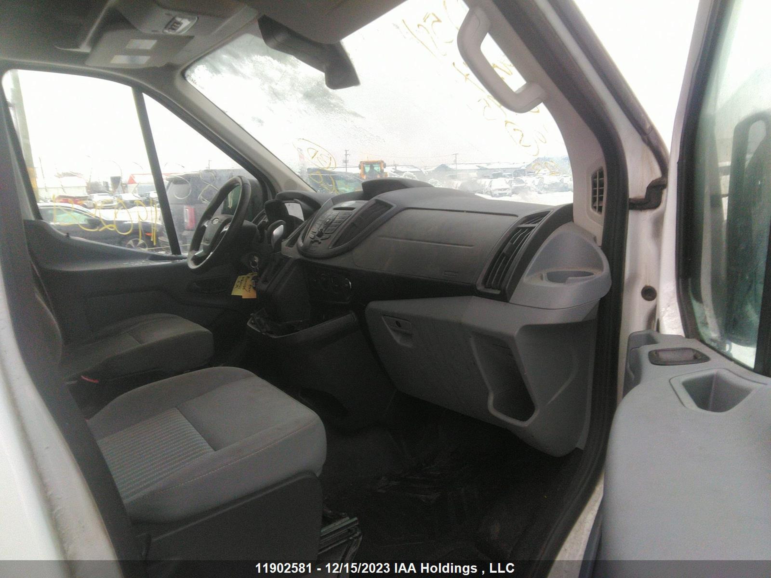 Photo 4 VIN: 1FTYR1CMXJKA08495 - FORD TRANSIT 