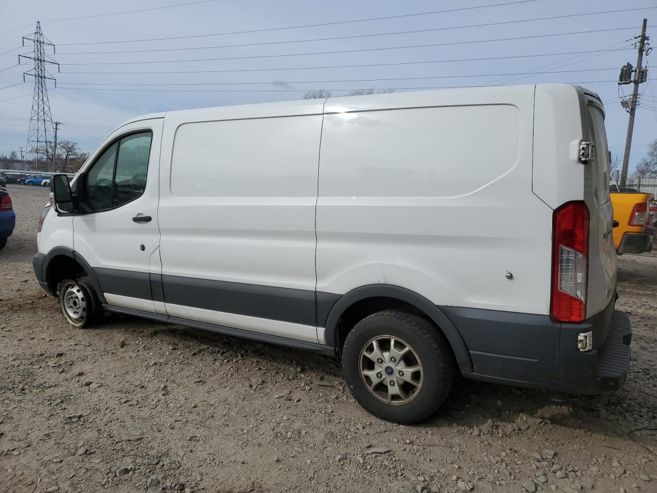 Photo 1 VIN: 1FTYR1YG3GKA75838 - FORD TRANSIT 